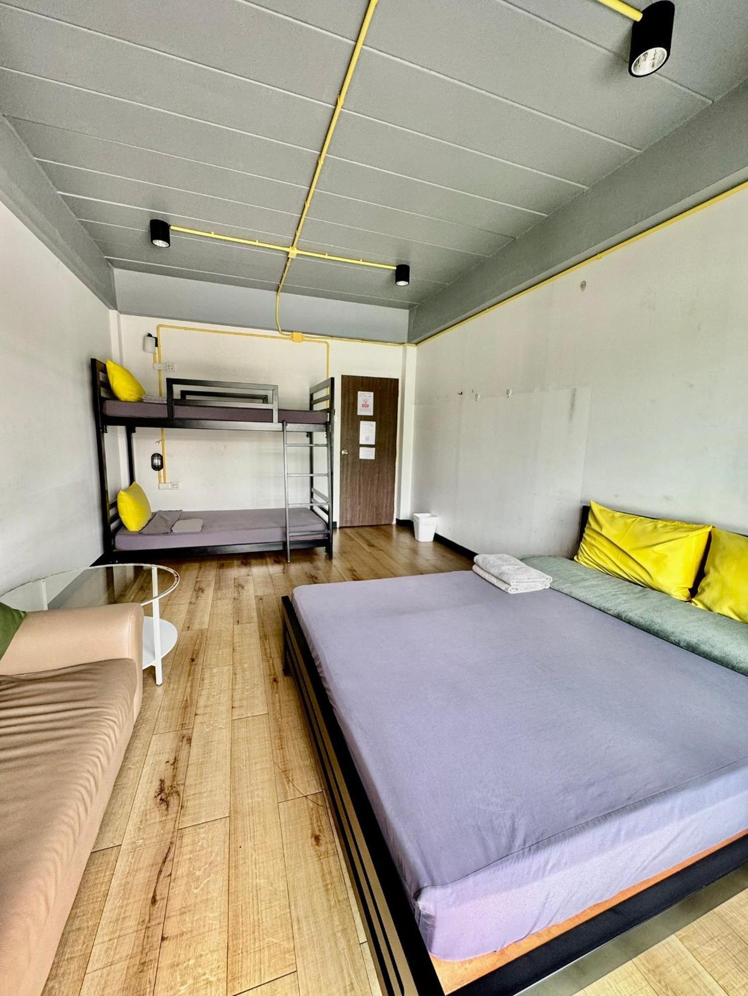 Bed Suvarnabhumi Hostel