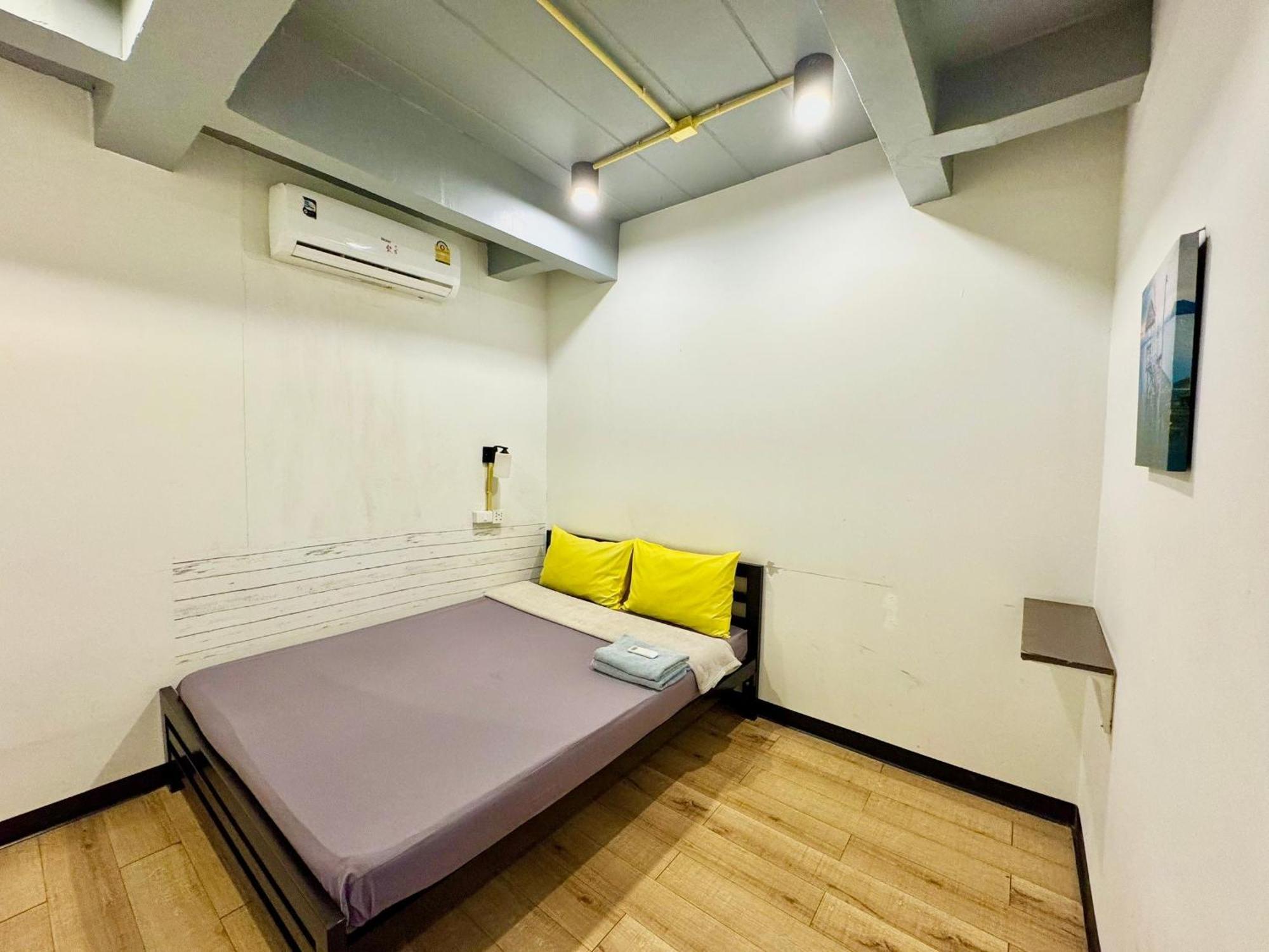 Hostel Bed Suvarnabhumi Bangkok