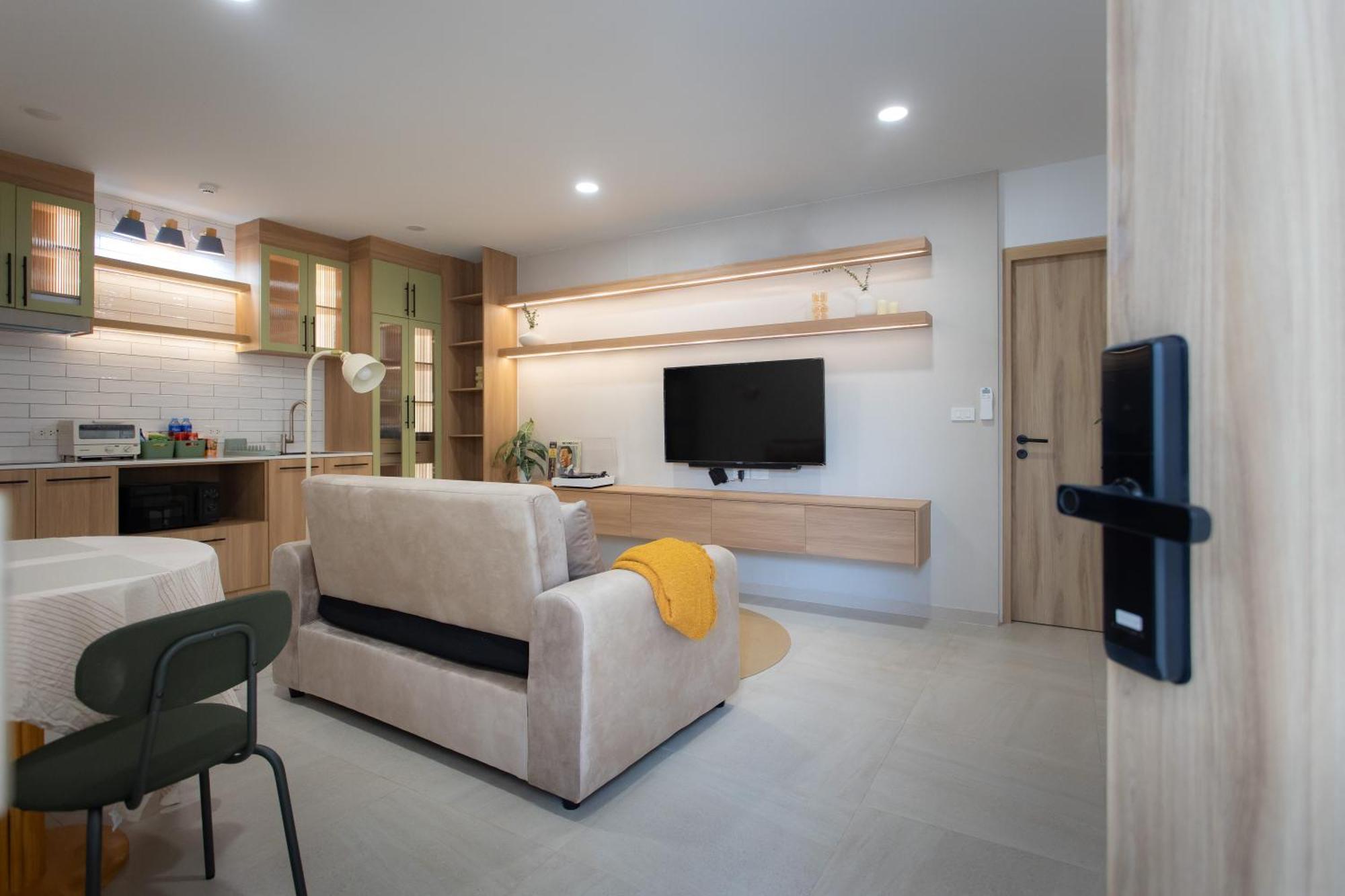 Peaceful Townhouse In Sathorn Near Saint Louis Bts * Bangkok