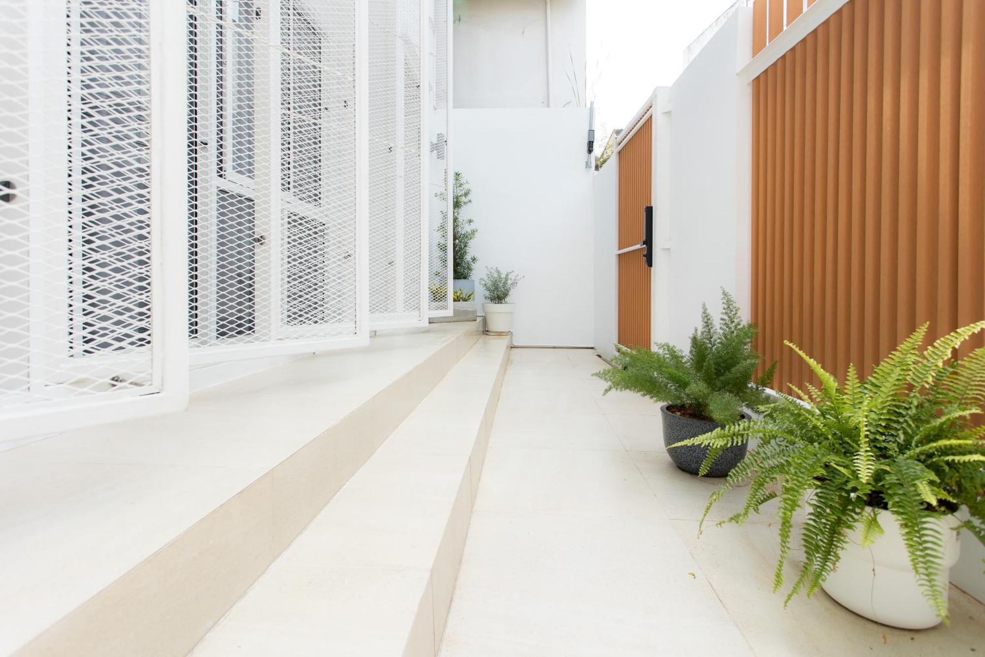 Peaceful Townhouse In Sathorn Near Saint Louis Bts * Bangkok