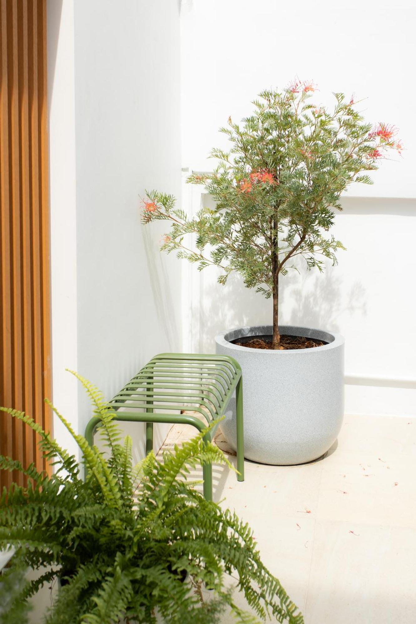 Peaceful Townhouse In Sathorn Near Saint Louis Bts Apartment