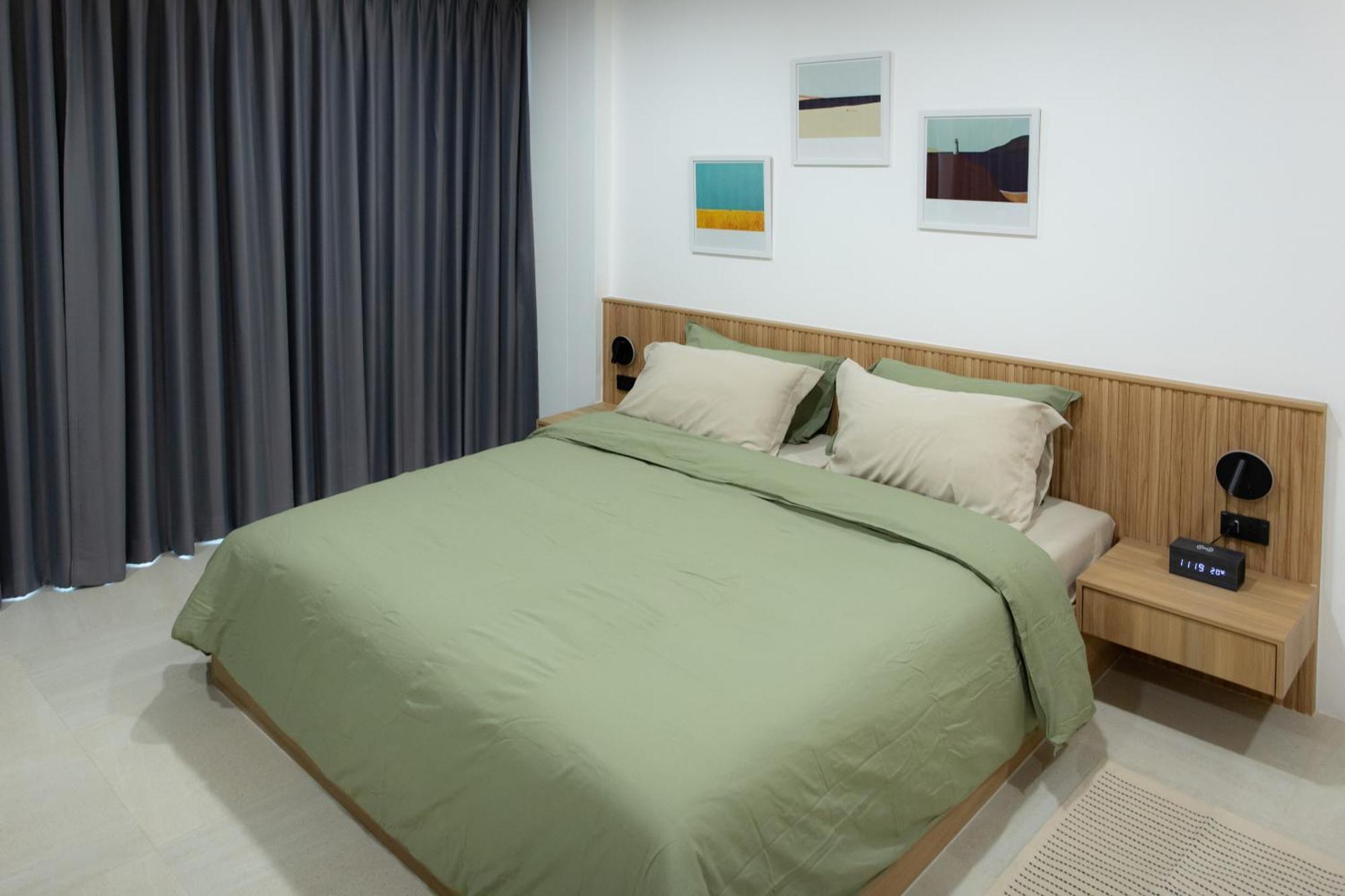Apartment Peaceful Townhouse In Sathorn Near Saint Louis Bts