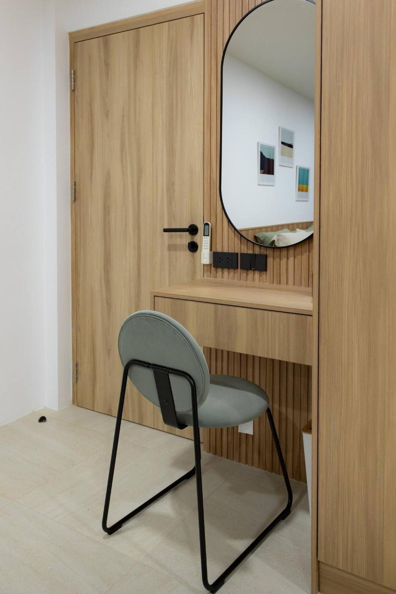 Apartment Peaceful Townhouse In Sathorn Near Saint Louis Bts *
