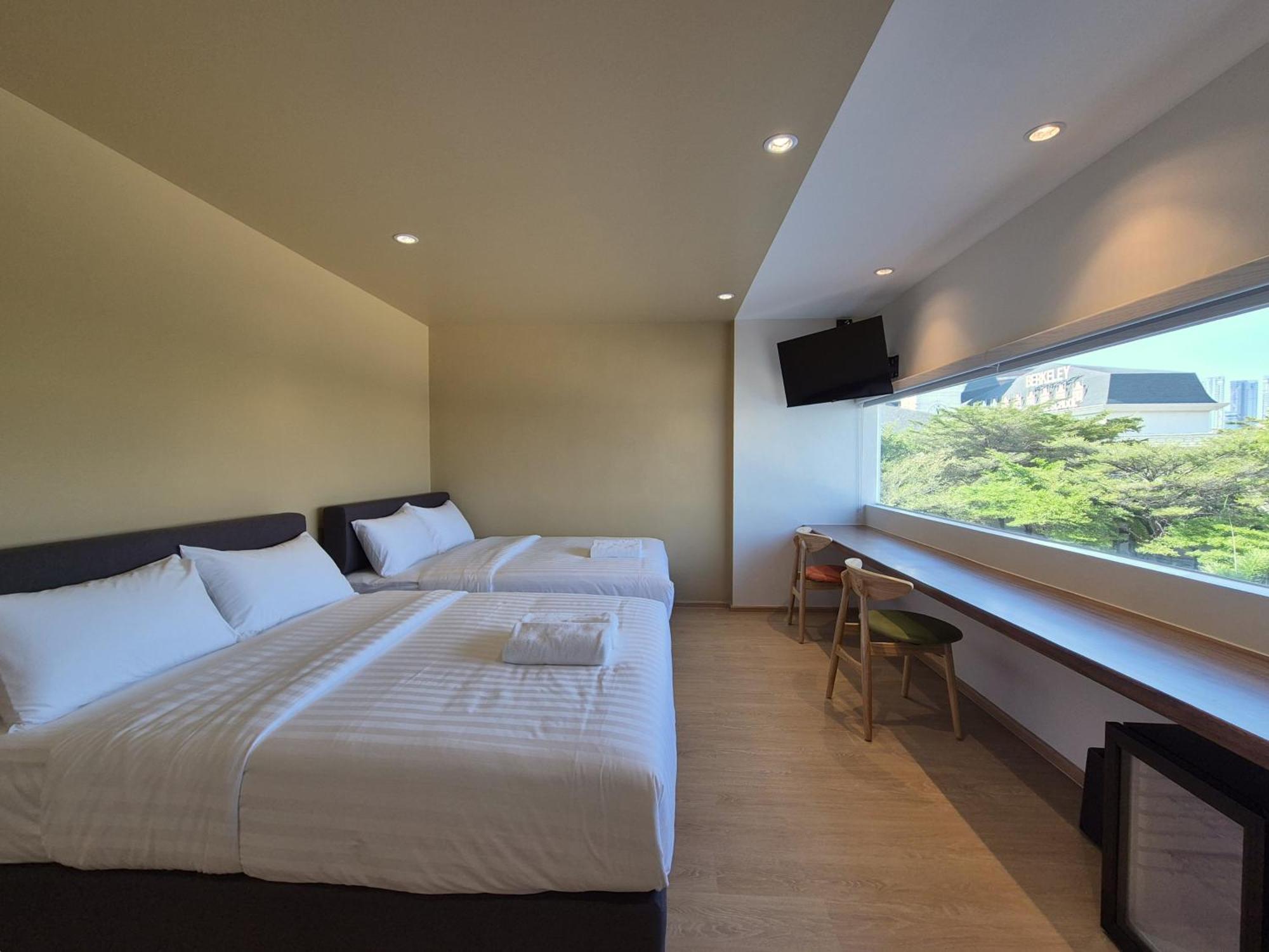 Hotel The Publyc 3*