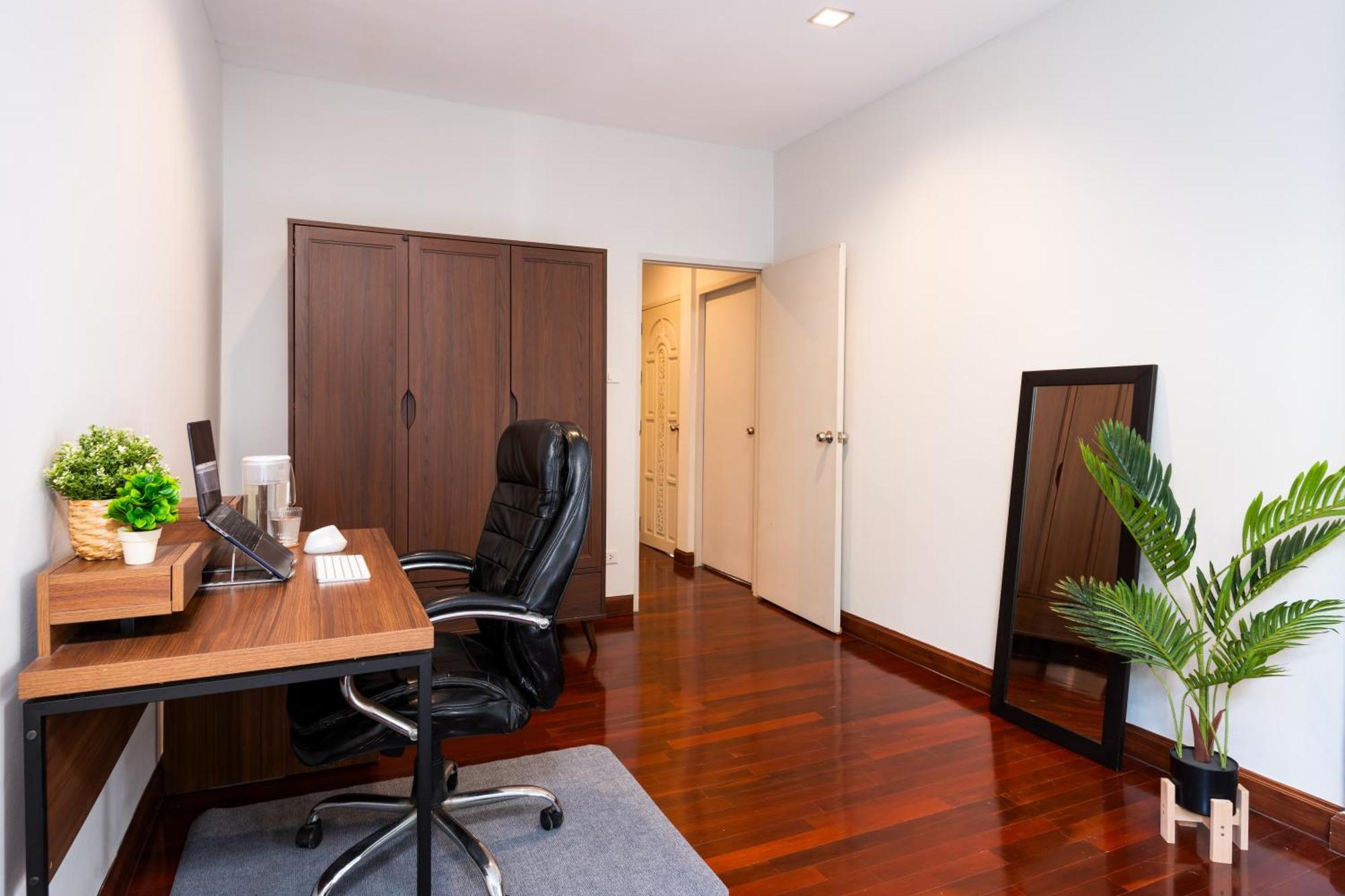 Holiday home 3br Design Townhouse In - 10min To Bts, Emquartier *