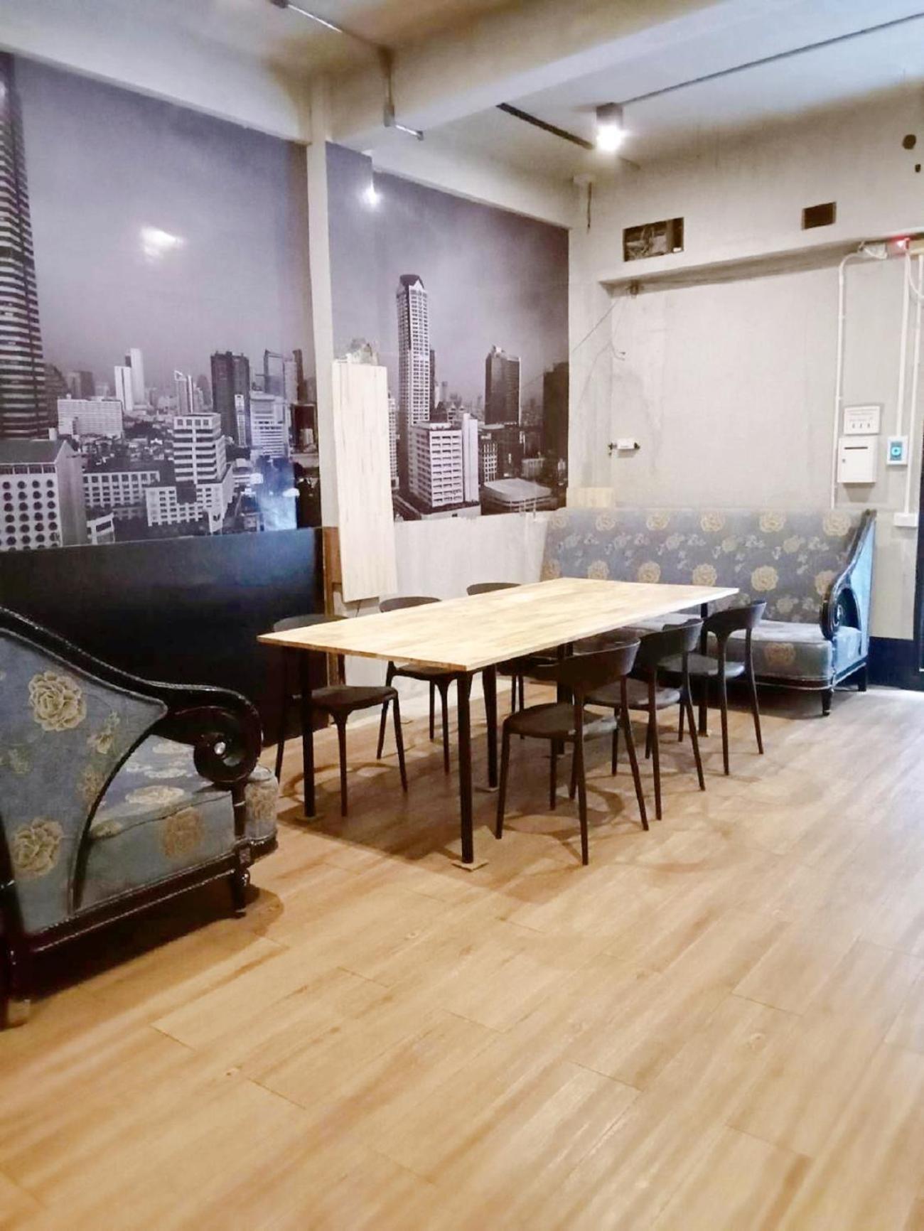 Go Silom โกอินน์ สีลม - สถานีรถไฟฟ้าเซนต์หลุยส์ Apartment *