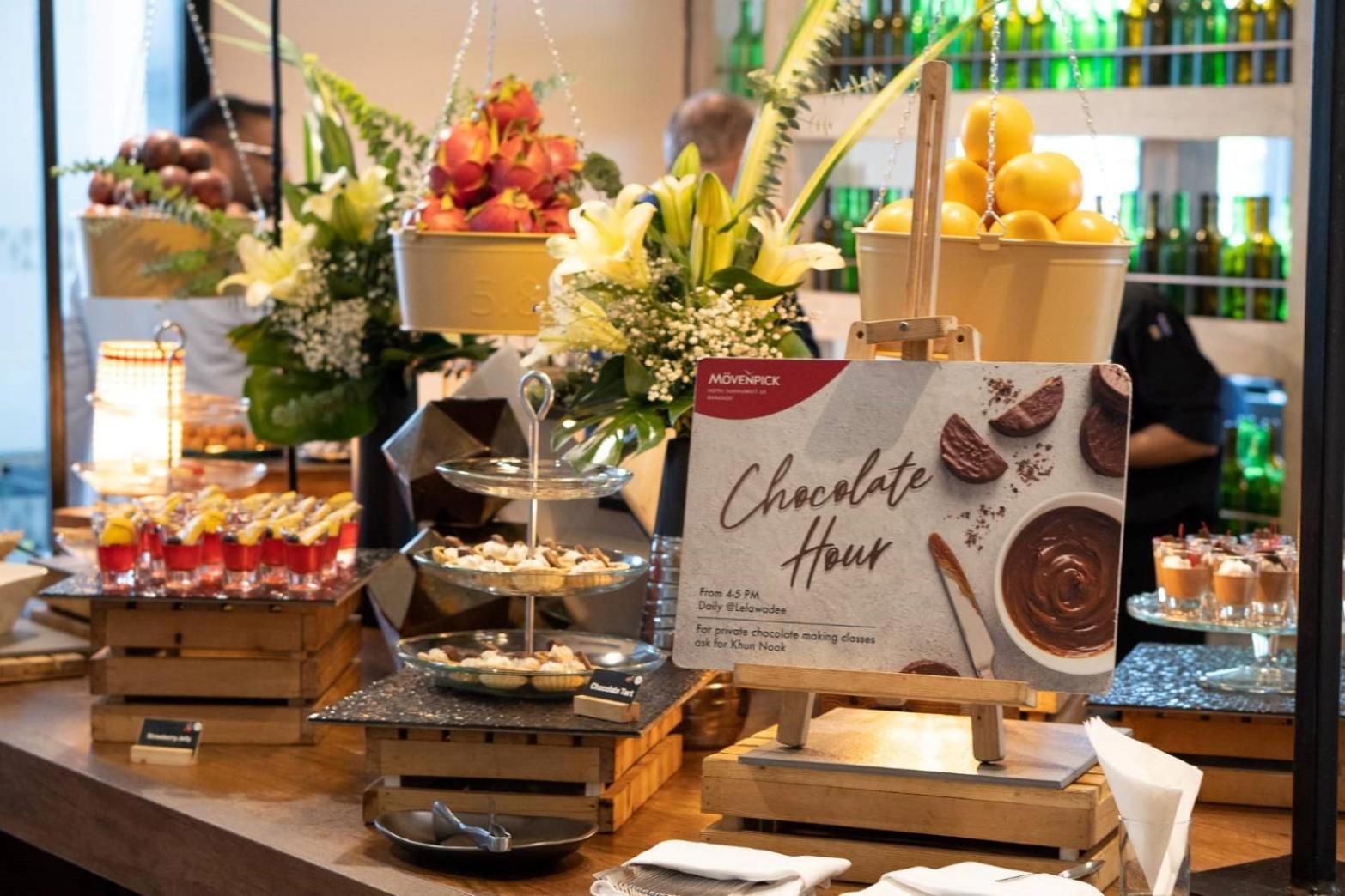Mövenpick Sukhumvit 15 - Sha Extra Certified Hotel
