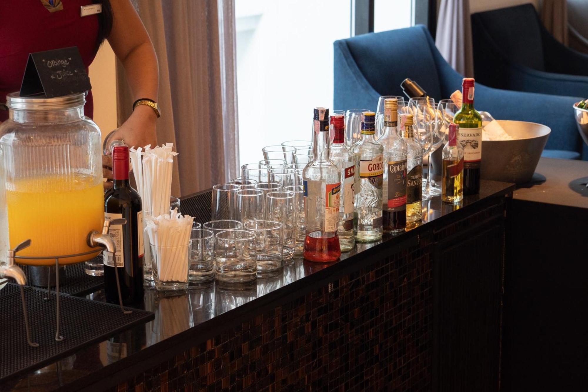 Hotel Mövenpick Sukhumvit 15 - Sha Extra Certified 5*