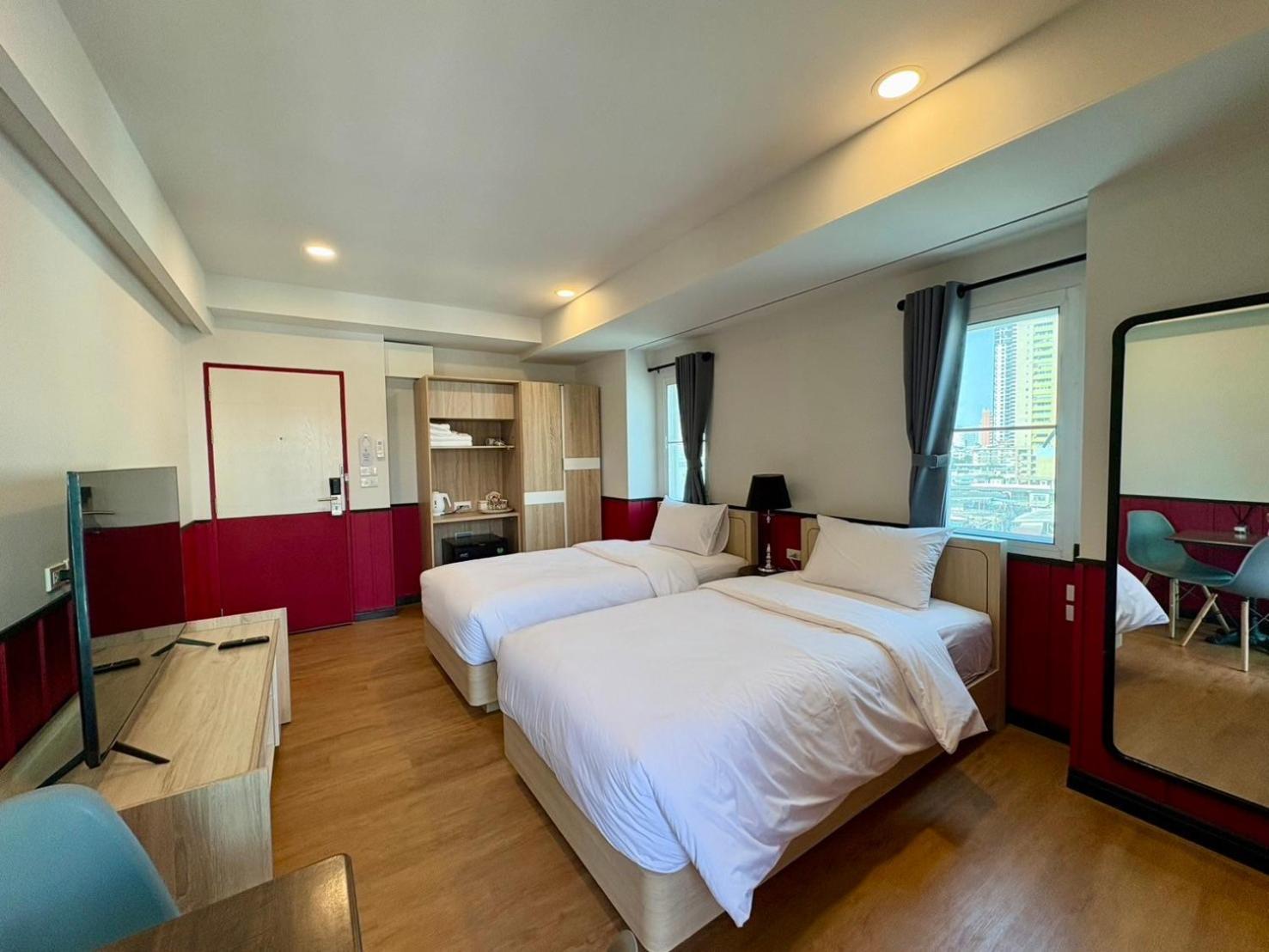 Hotel U Sabai 2*