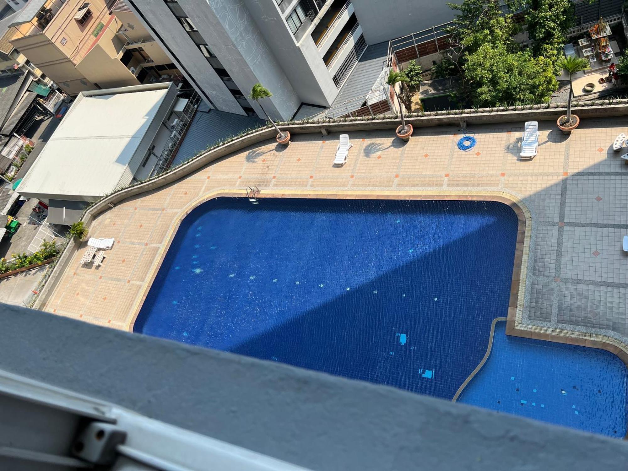 Apartment Srivara Rachada Bangkok