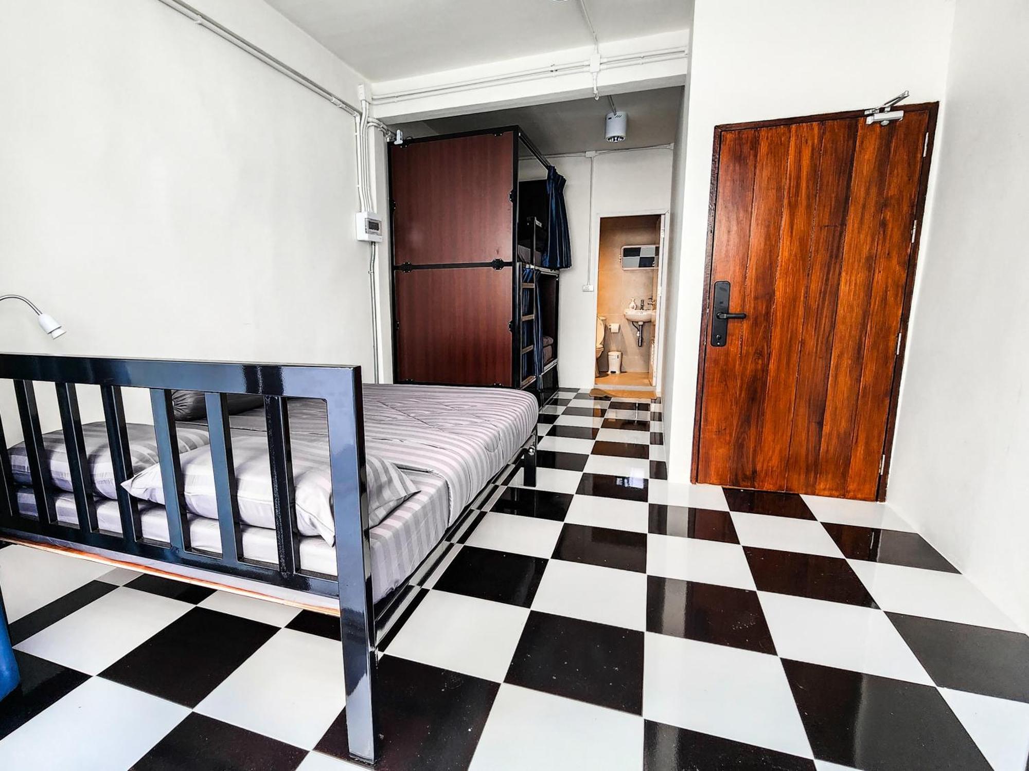 Hostel Noir Cafe And Chinatown Bangkok