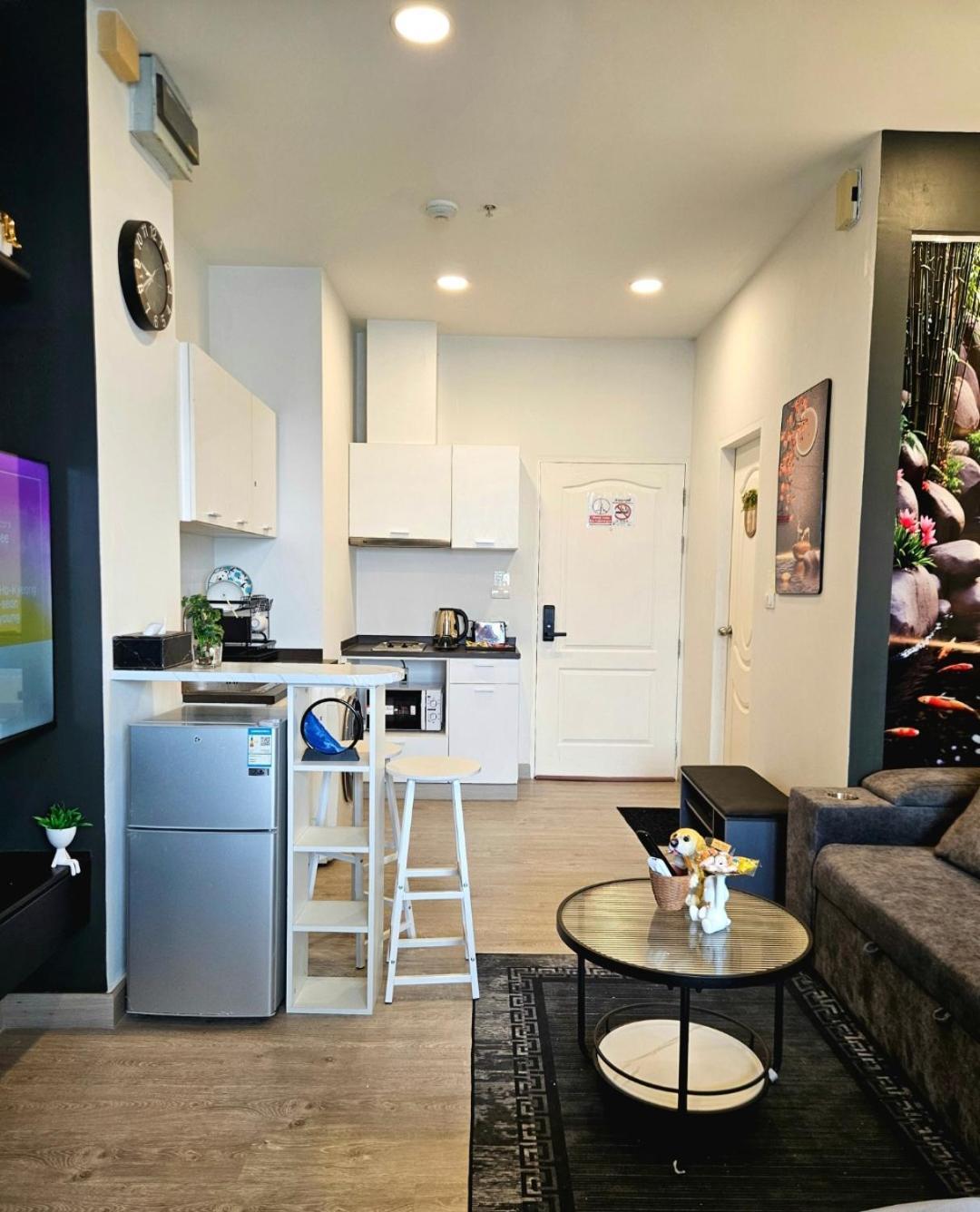 Free Airport Pick Up ! 12th Floor Cozy Room, 5 Mins Walk To Iconsiam & Bts *
