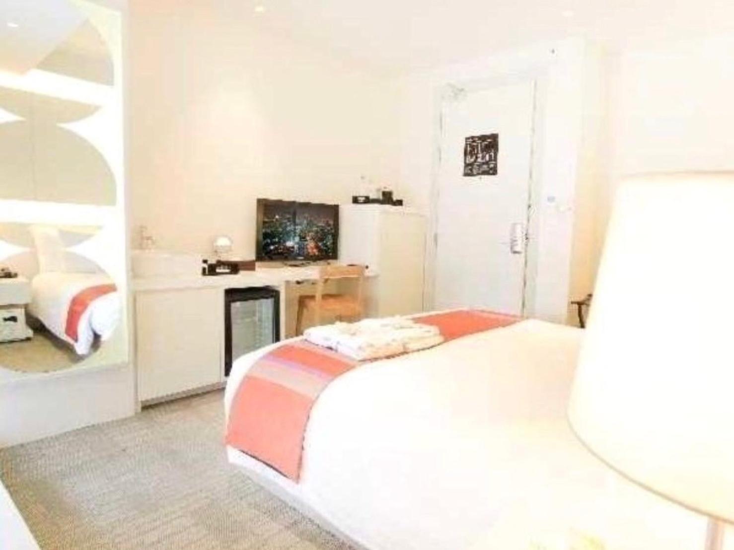 Hotel Metacity 3*