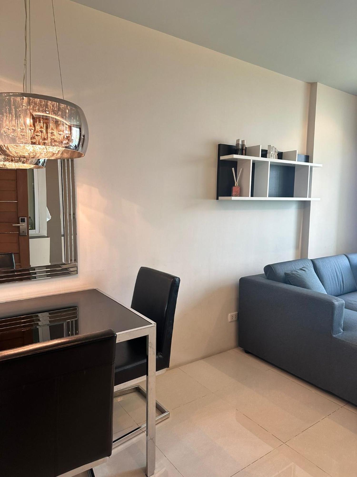 Spacious Sukhumvit Near Emquartier *