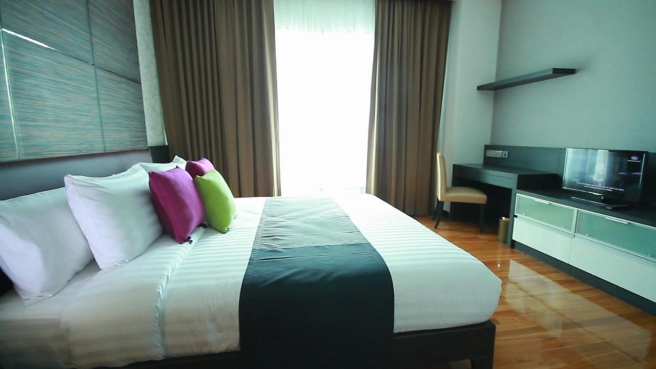 Lumen Srinakarin Hotel Bangkok