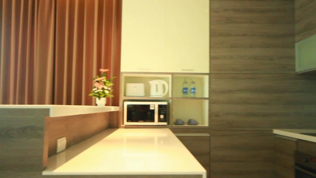 Lumen Srinakarin