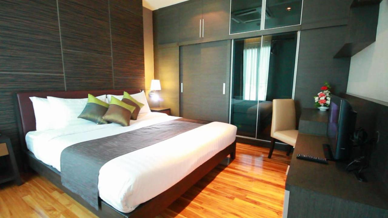 Lumen Srinakarin Hotel 5*