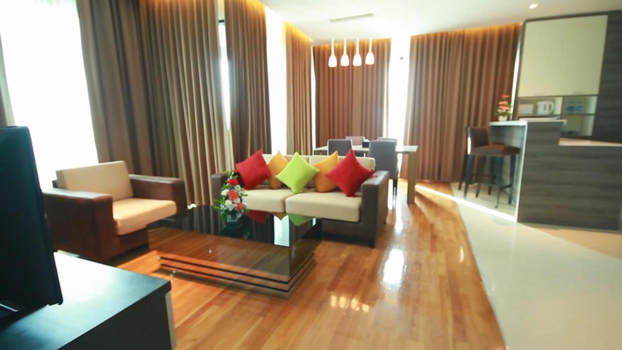 Lumen Srinakarin 5* Bangkok