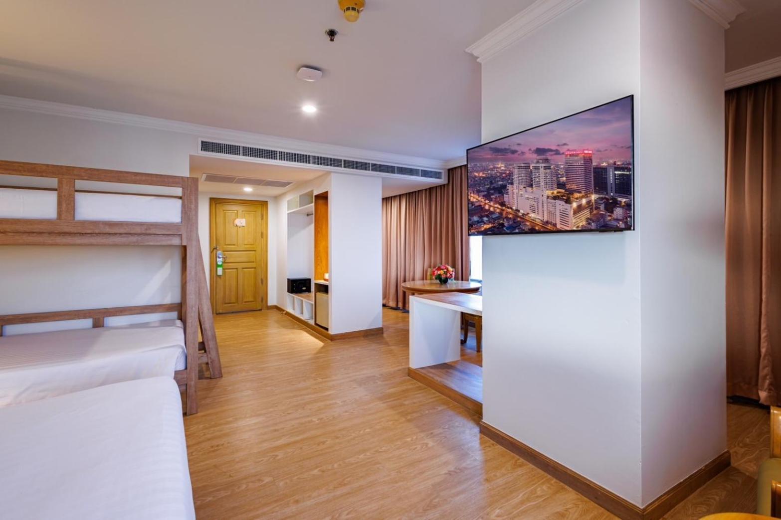 Palace 4* Bangkok