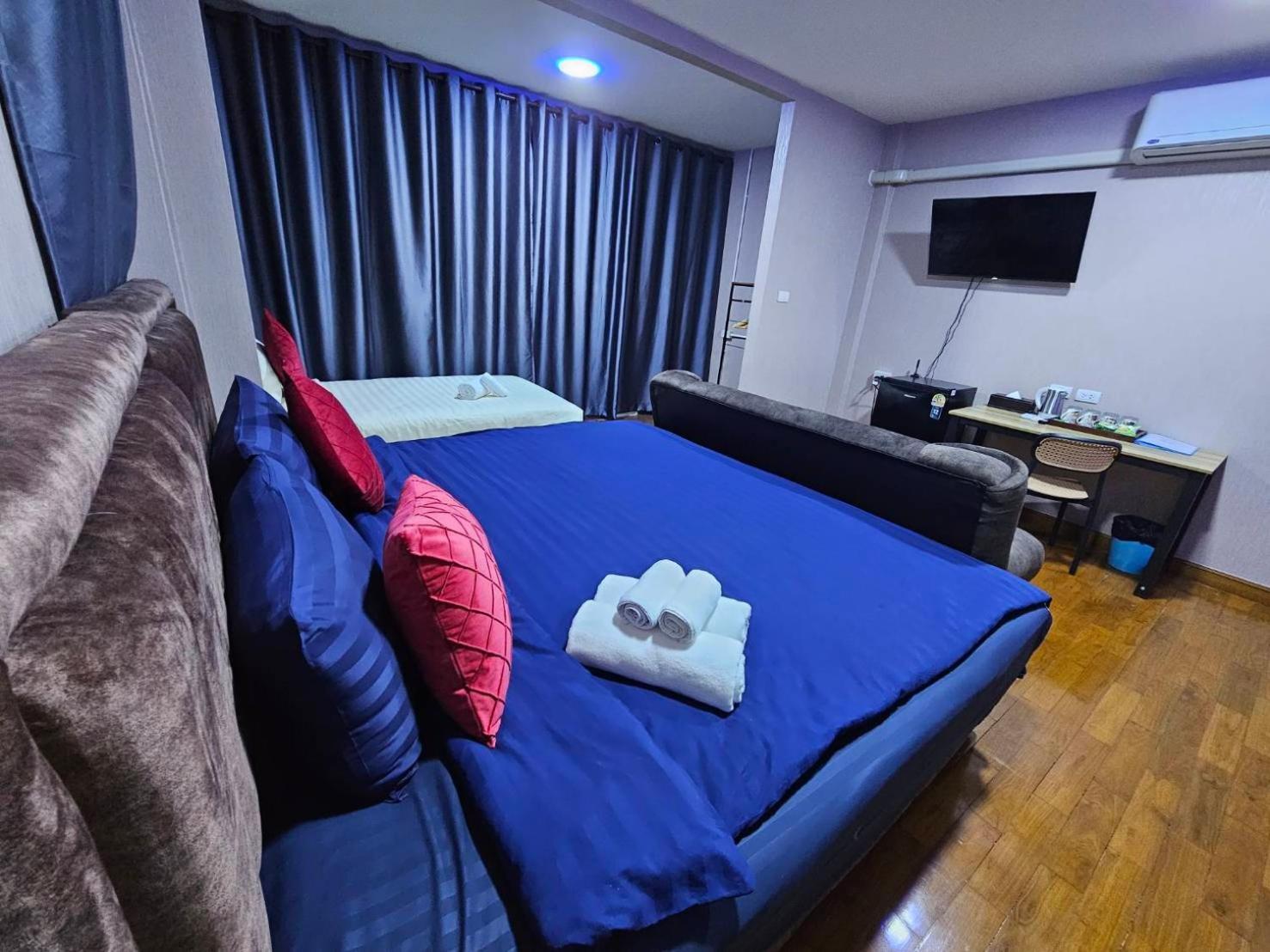 Khokeng Guest house *