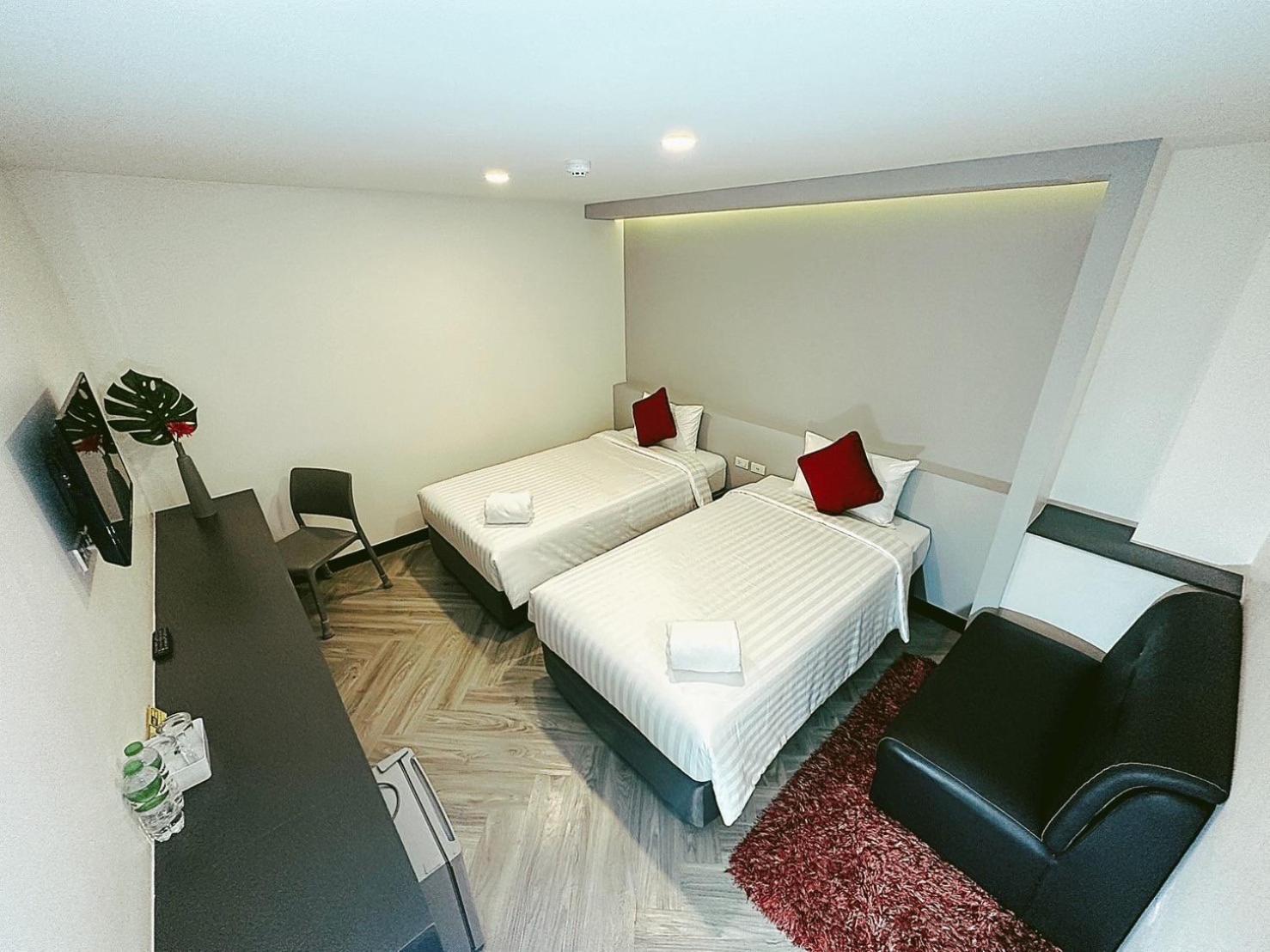 14 Sathorn No-parking Hotel