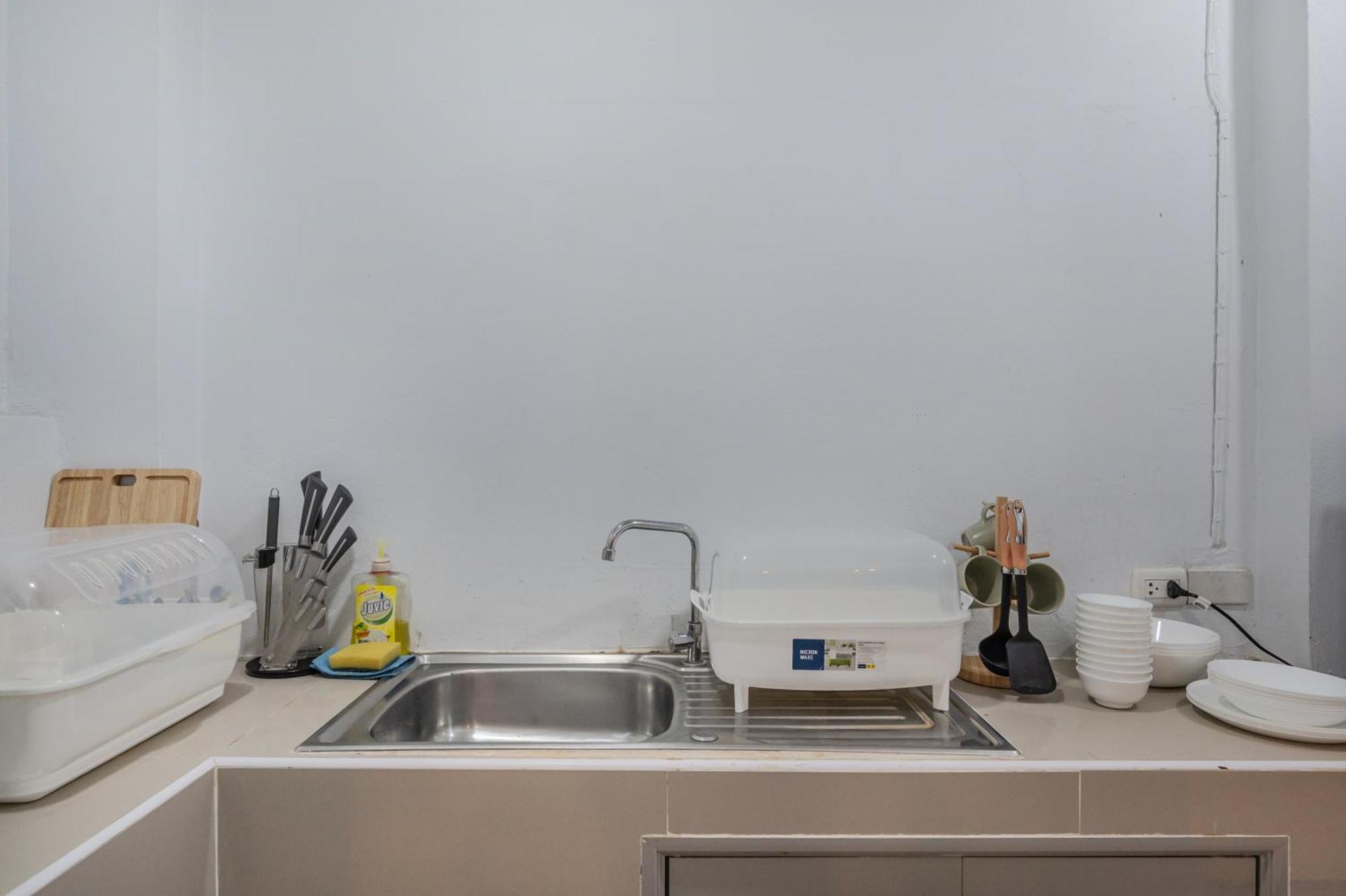 Holiday home Rb01 Chatuchak, Netflix, Speednet, Bts,mrt, 10pax *