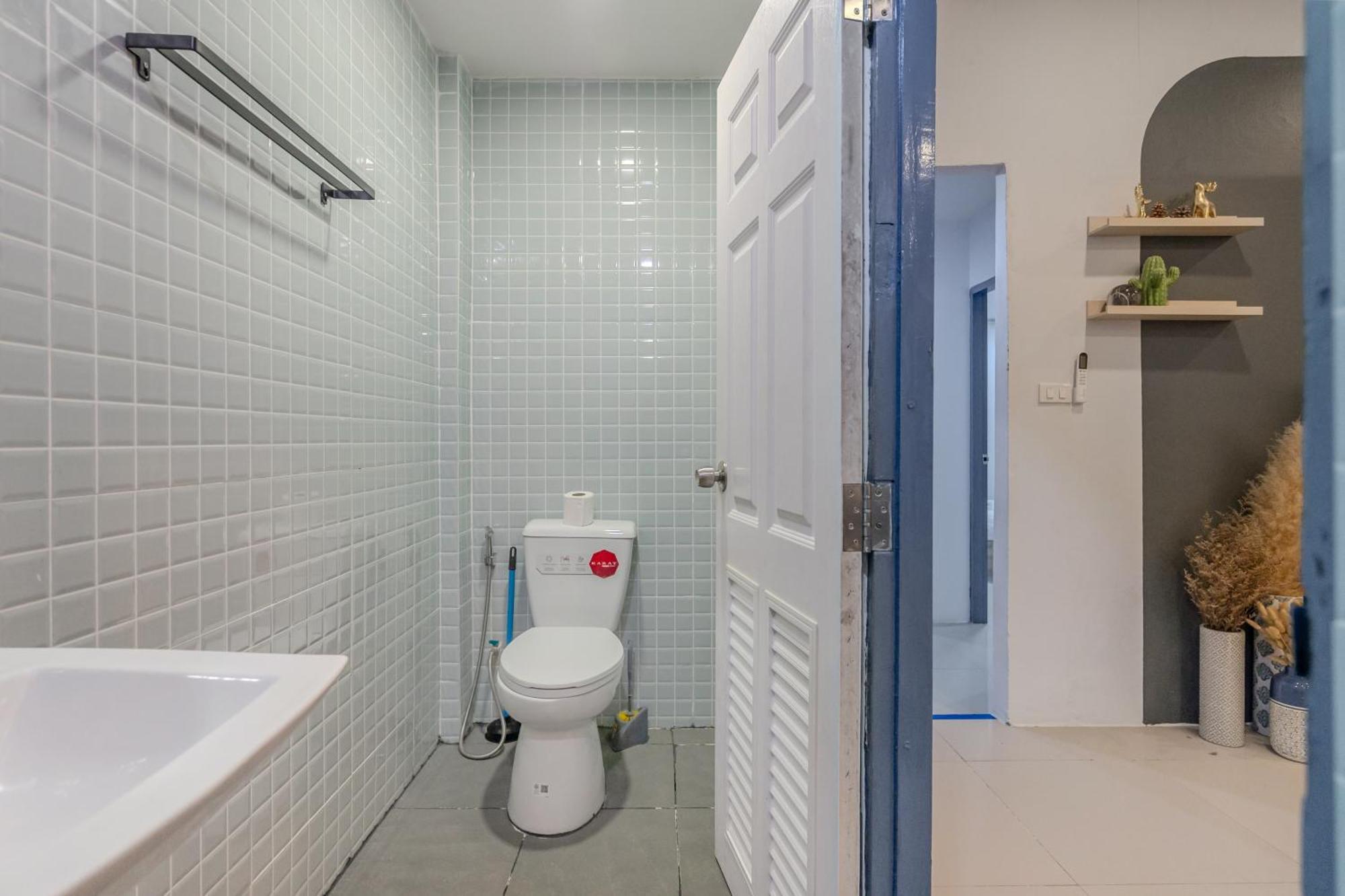 Holiday home Rb01 Chatuchak, Netflix, Speednet, Bts,mrt, 10pax