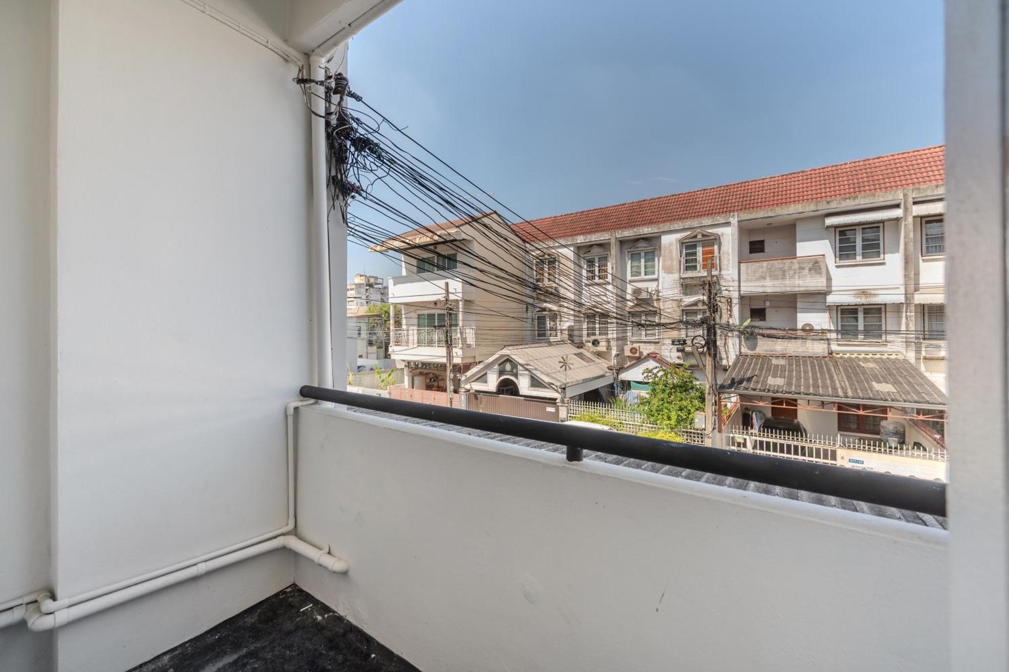Rb01 Chatuchak, Netflix, Speednet, Bts,mrt, 10pax Bangkok