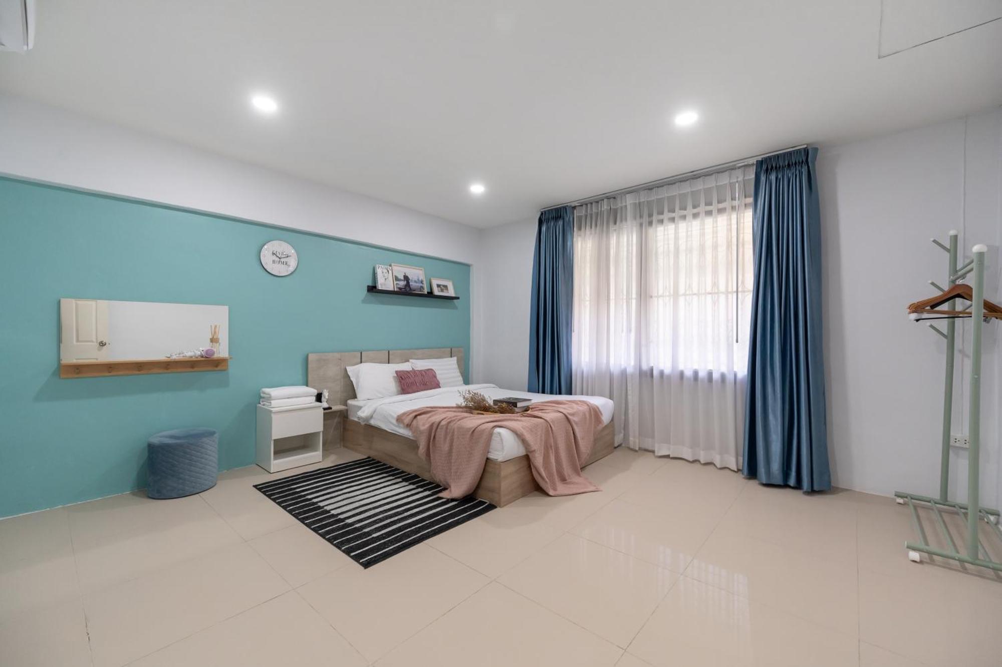 Rb01 Chatuchak, Netflix, Speednet, Bts,mrt, 10pax Holiday home *