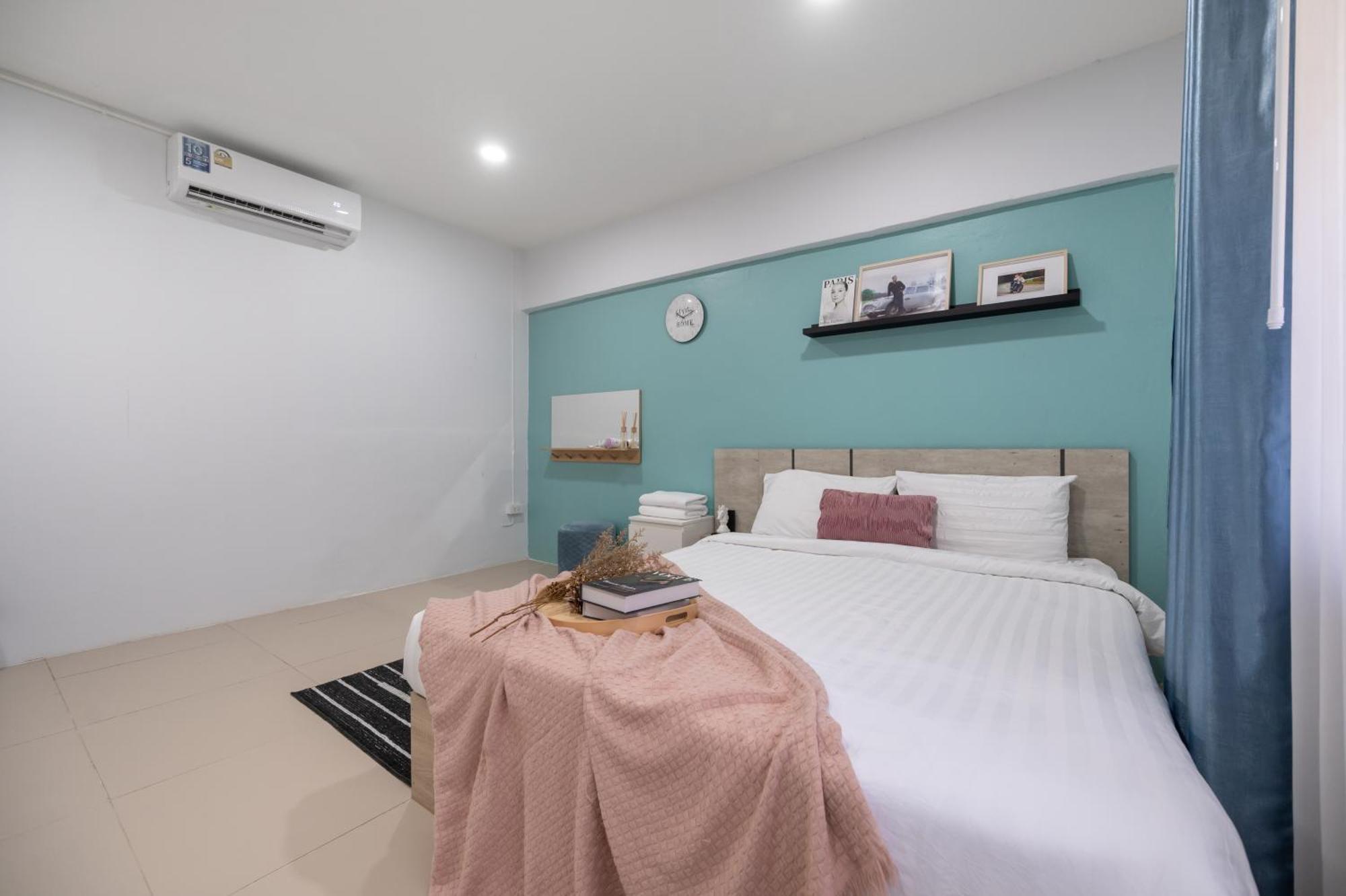 Holiday home Rb01 Chatuchak, Netflix, Speednet, Bts,mrt, 10pax *