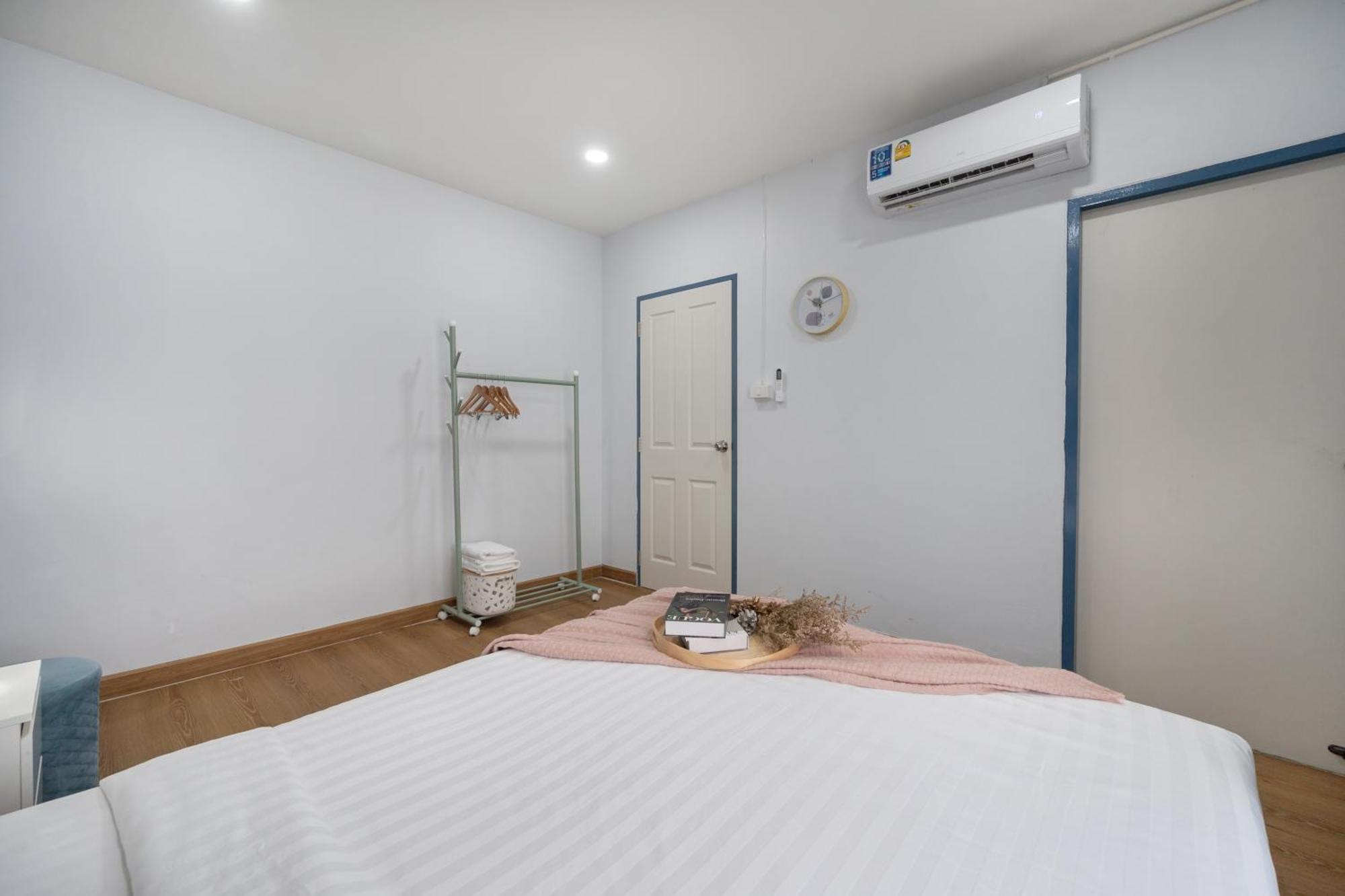 Rb01 Chatuchak, Netflix, Speednet, Bts,mrt, 10pax