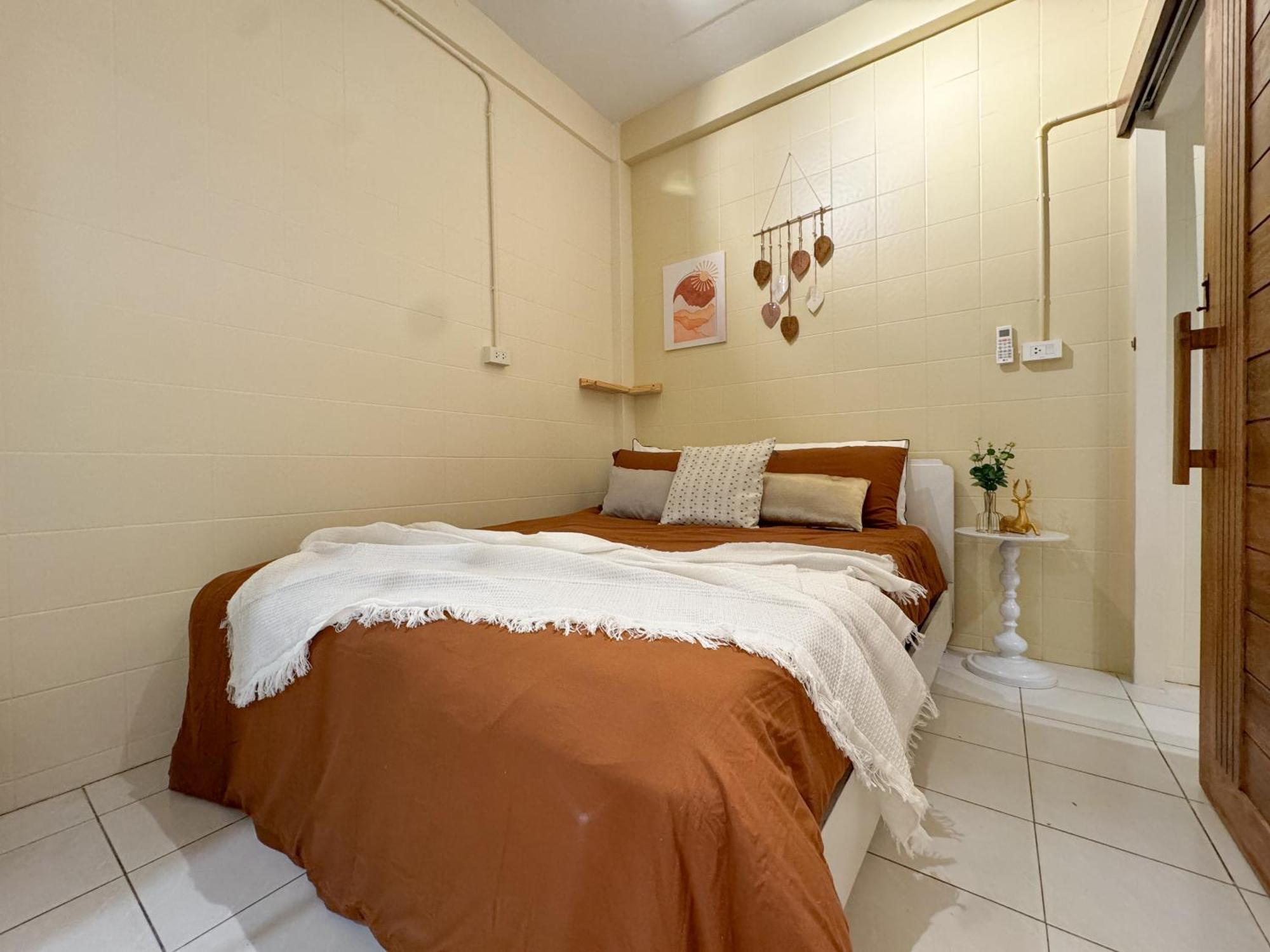 Holiday home 3 Bedroom Nordic Full Kitchen 8 Mins To Mrt & Jodd Fair & Near Rca *