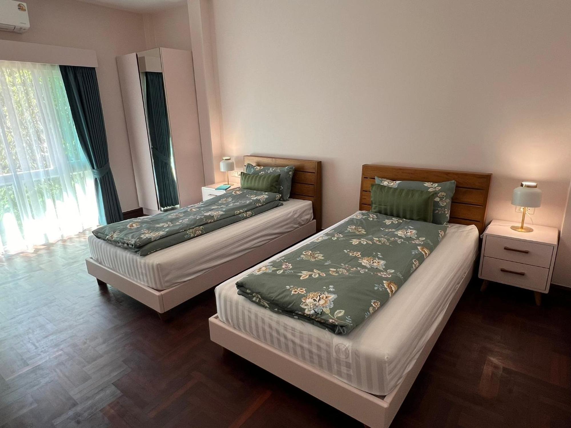 Hotel Dusita *