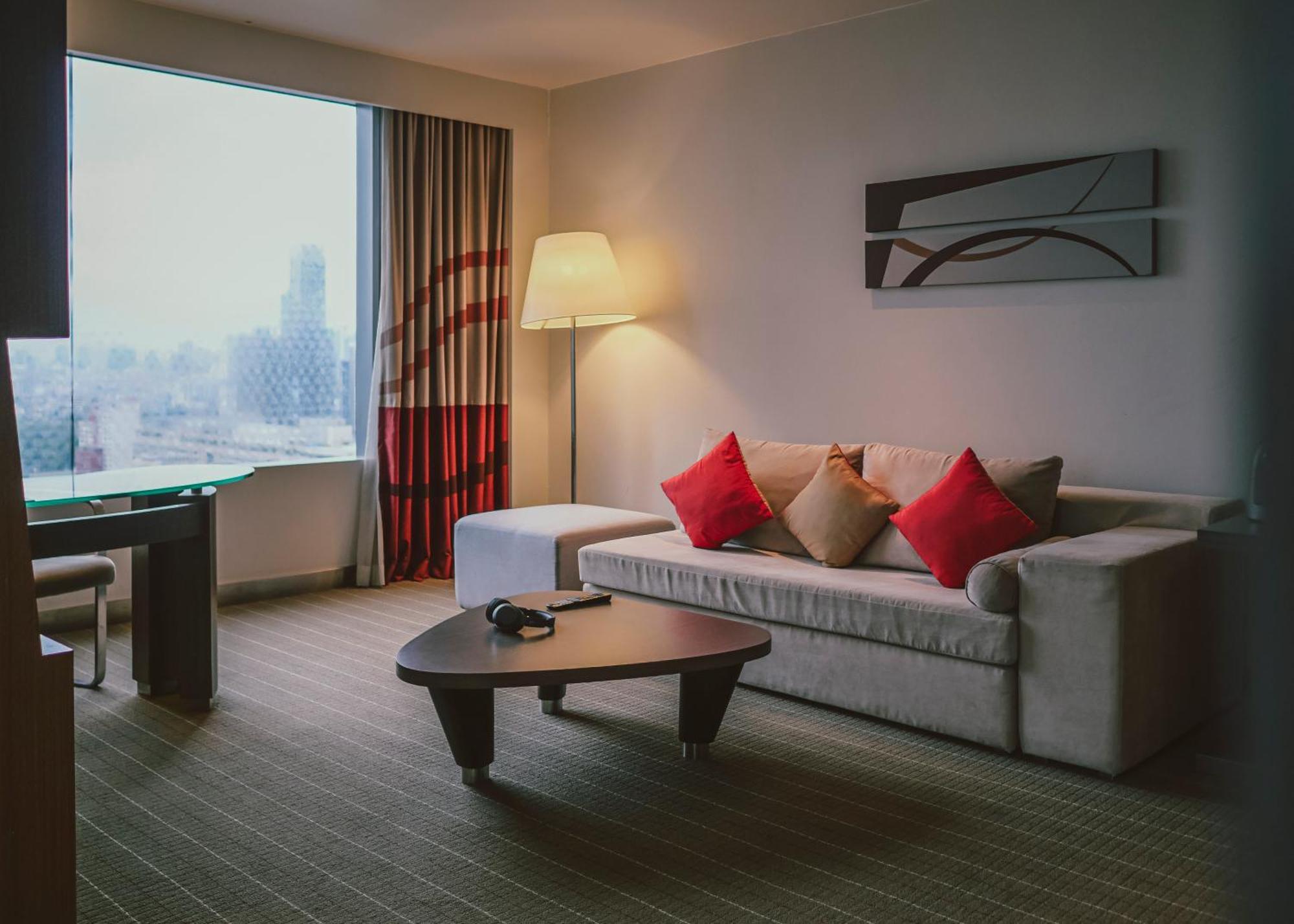 Four Points By Sheraton Ploenchit Sukhumvit Hotel