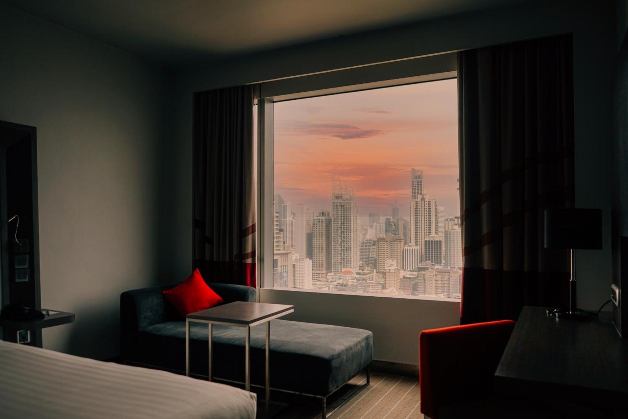Four Points By Sheraton Ploenchit Sukhumvit 4*