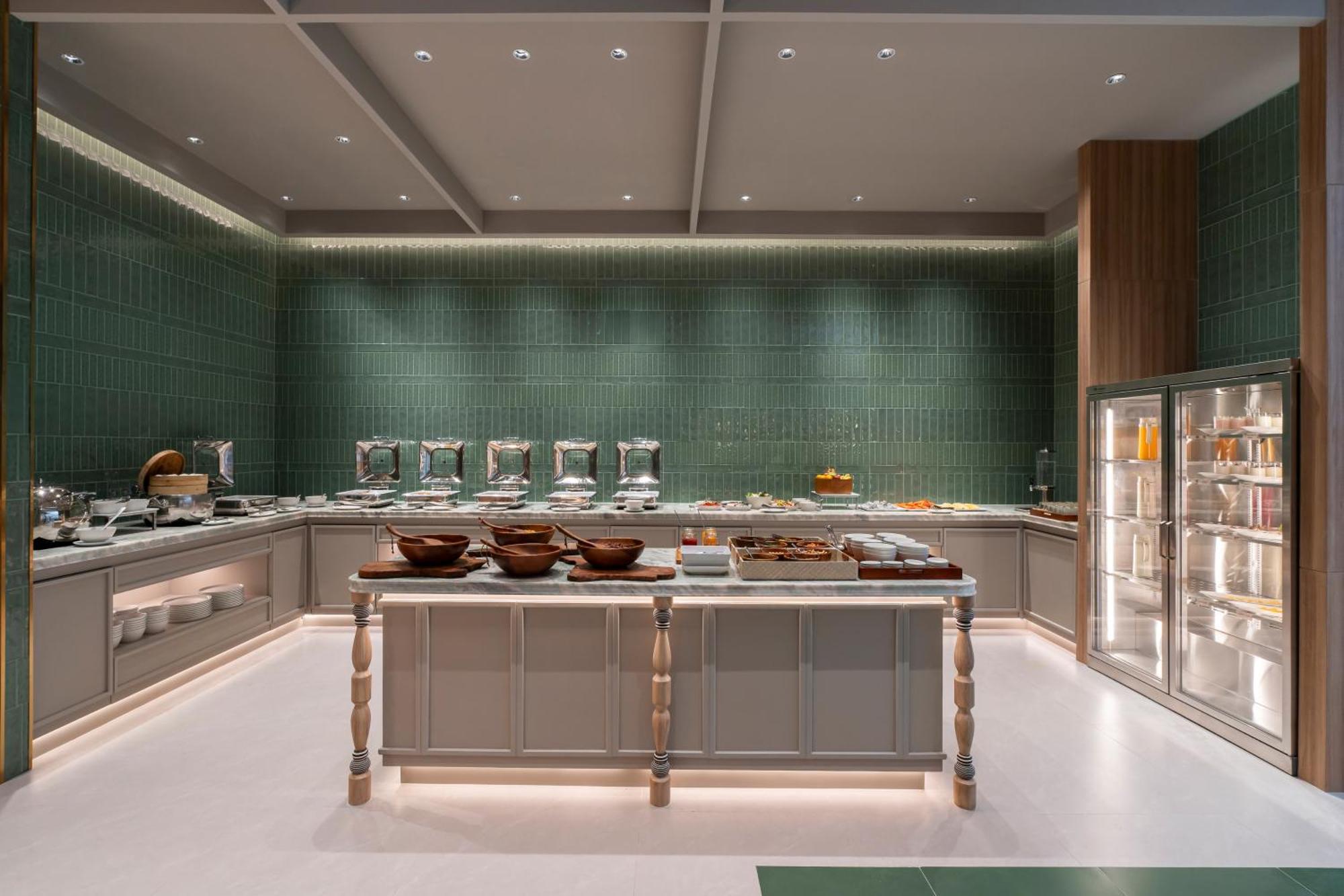 Hyatt Place Sukhumvit 1