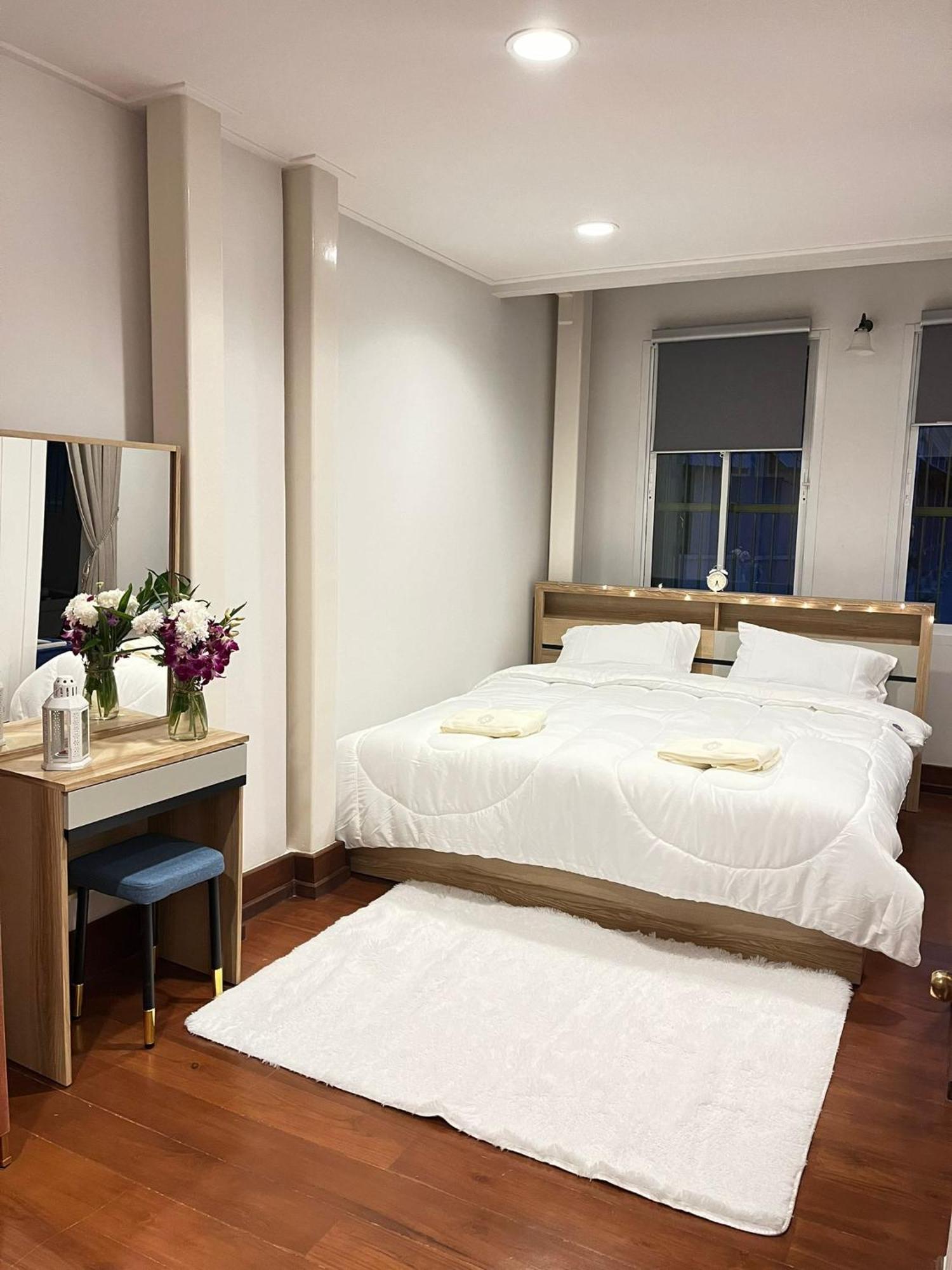 Guest house Romantic In Old Town *