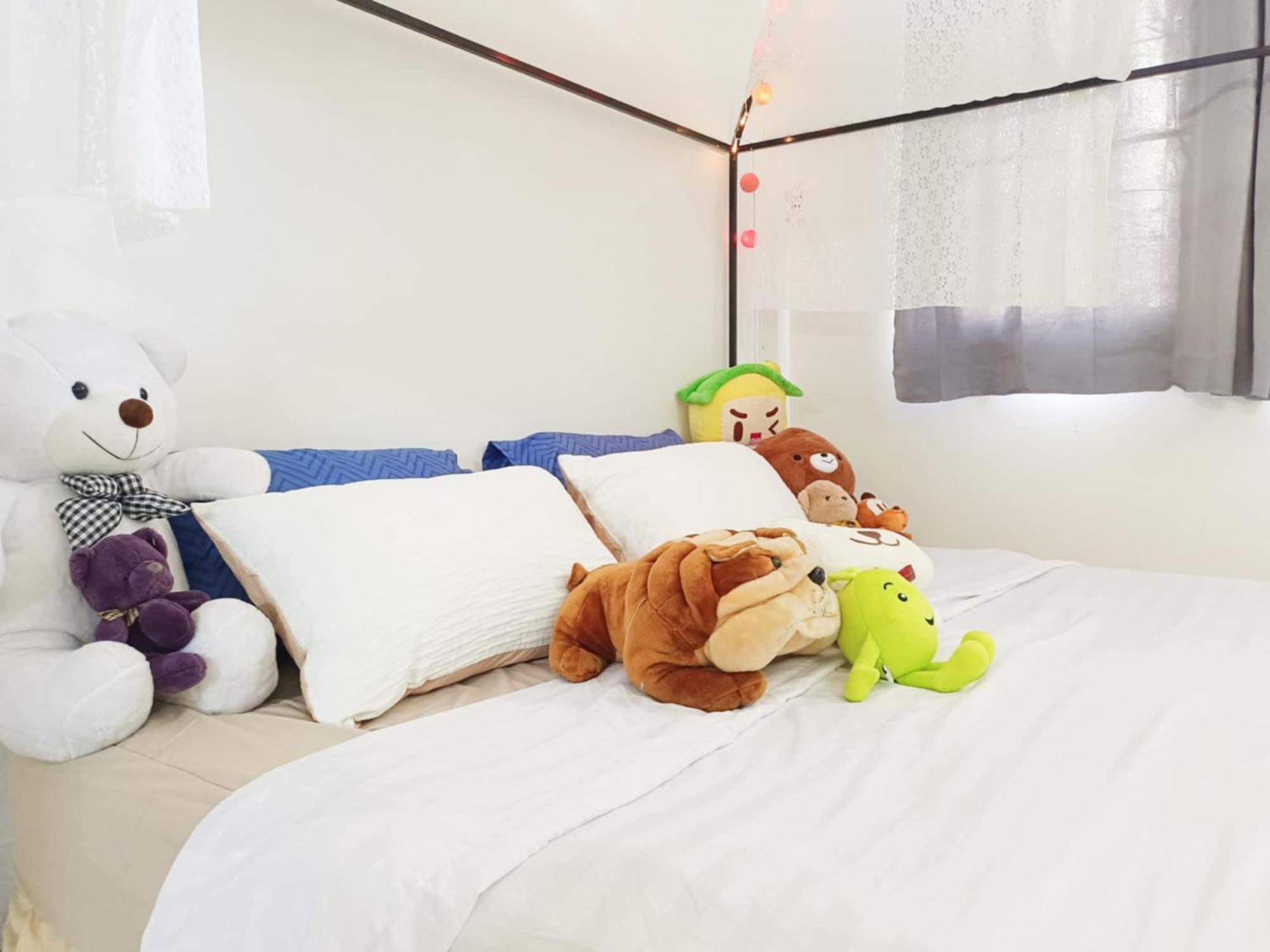 Entire House For 16 People - Walking Distance From Bts Onnut Bangkok
