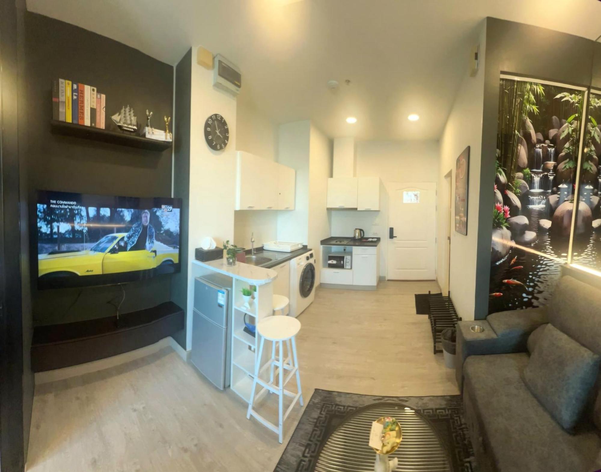 Free Airport Pick Up ! 12th Floor Cozy Room, 5 Mins Walk To Iconsiam & Bts