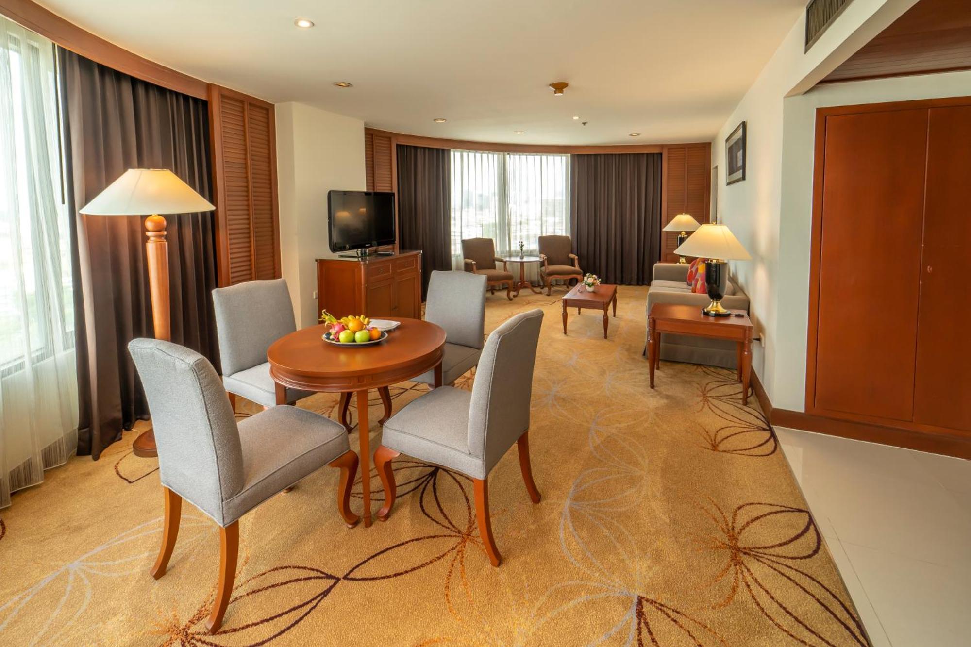 Century Park Hotel