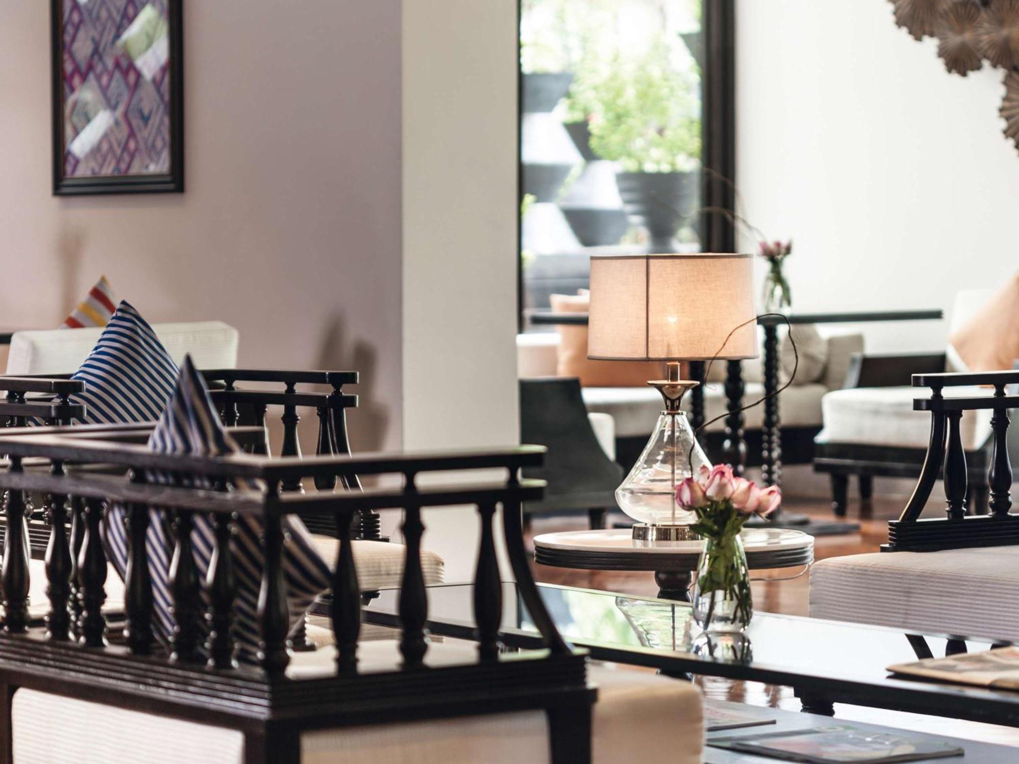 Mövenpick Sukhumvit 15 - Sha Extra Certified Bangkok