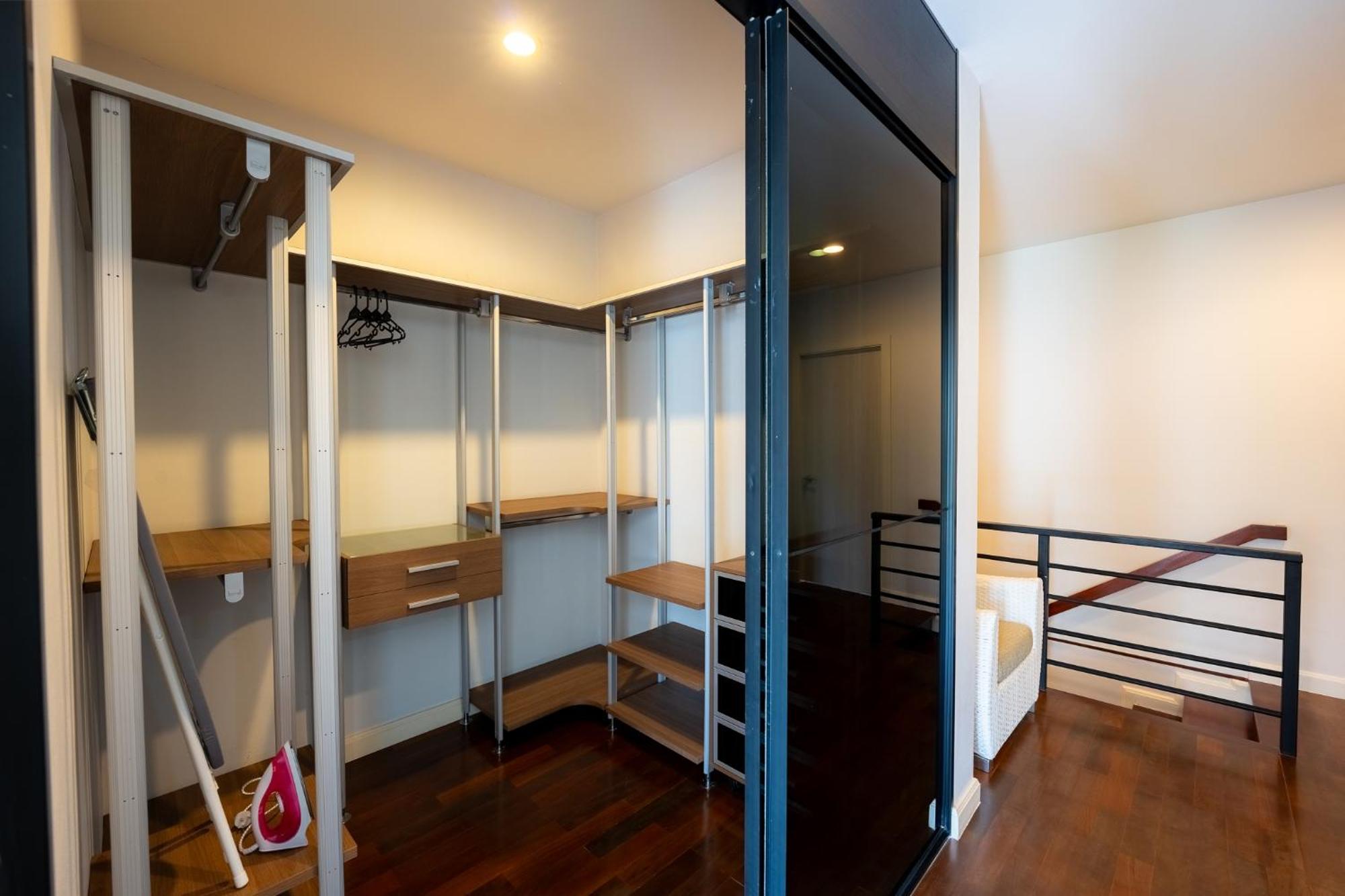 Holiday home 3 Bedroom Spacious In Downtown Near Mrt Bts Asok Station *