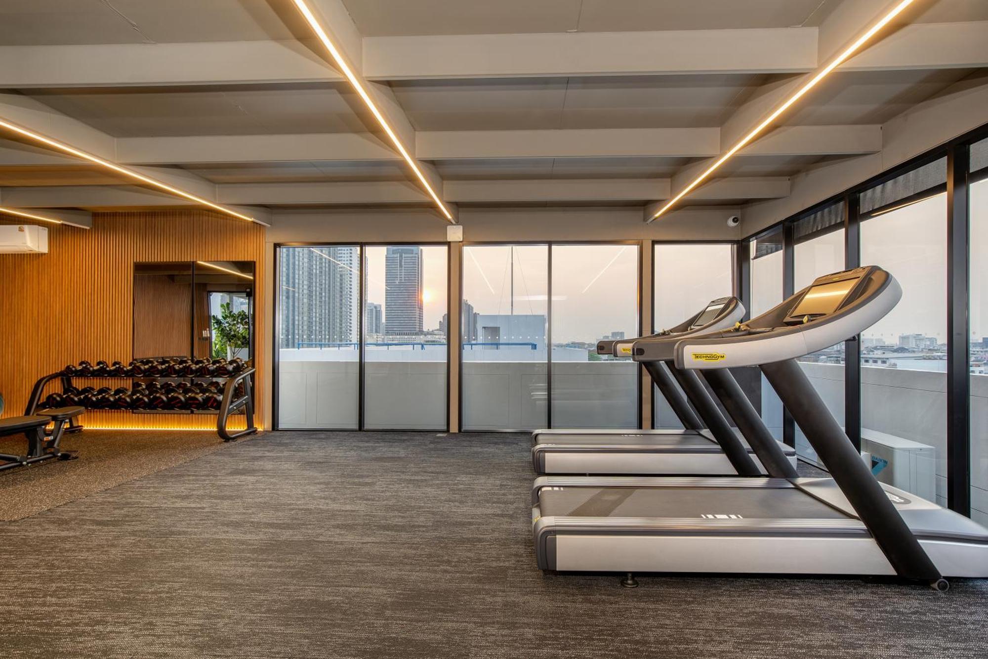 Hotel Saan Sathorn 4*