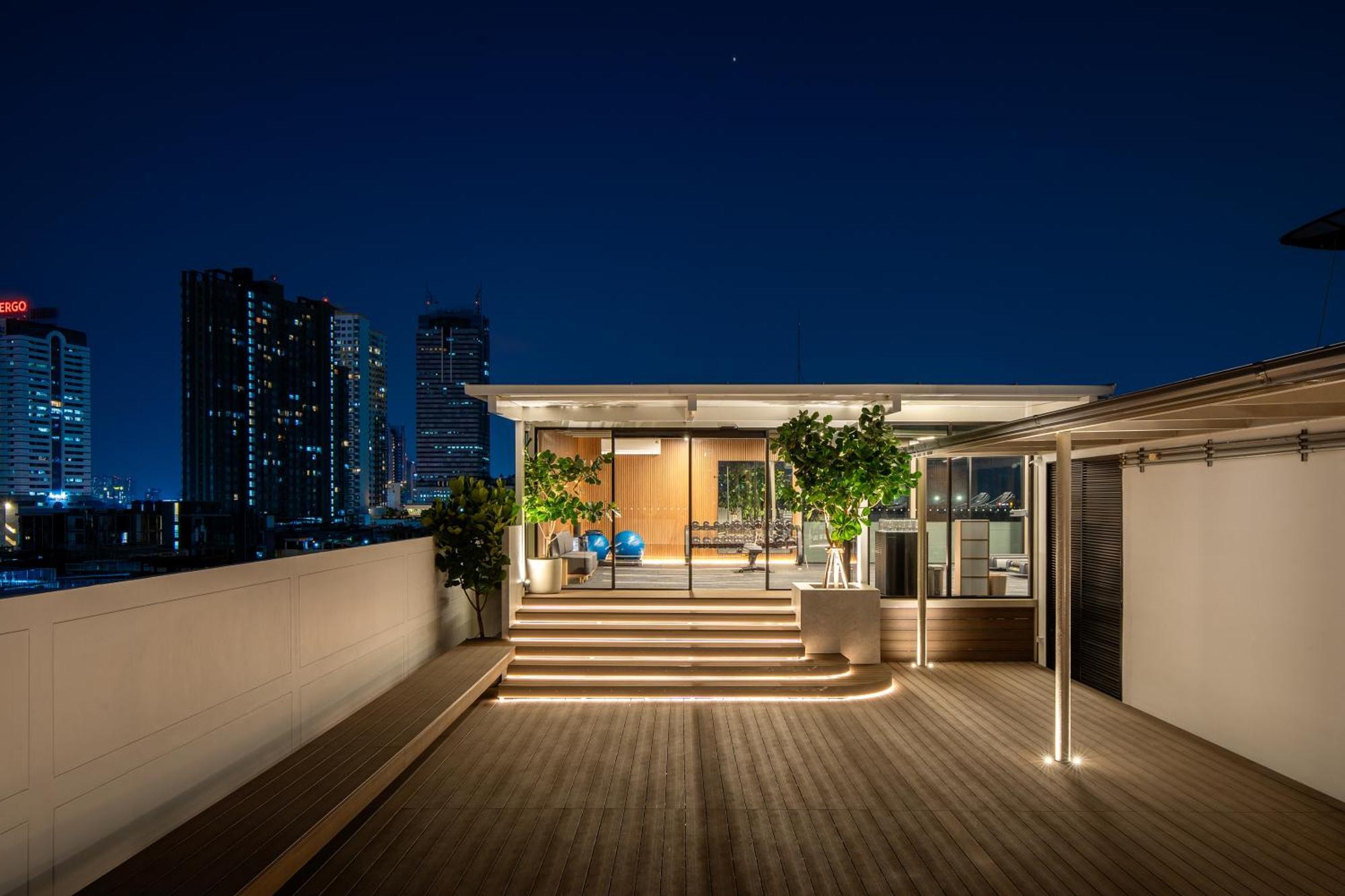 Saan Sathorn