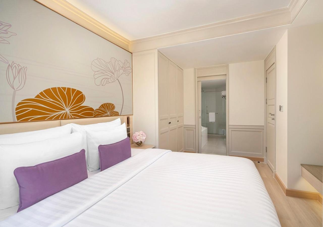 Centre Point Sukhumvit 10 Hotel 4*