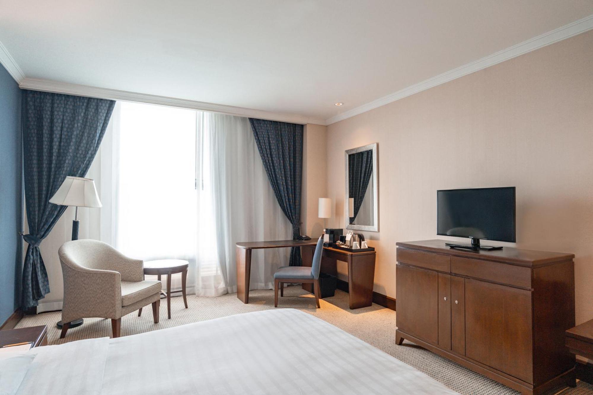 Hyatt Regency Suvarnabhumi Airport 4*