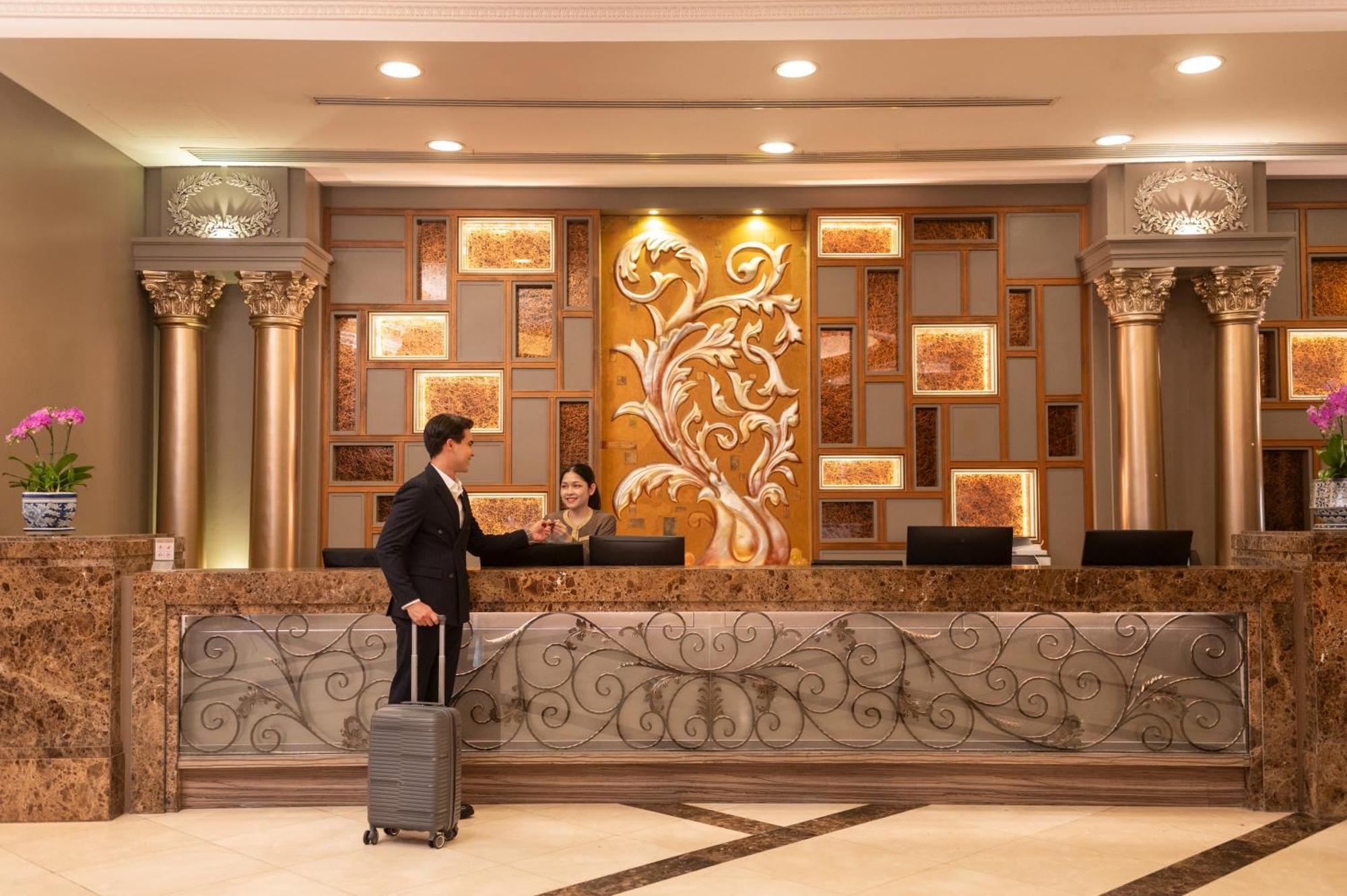 The Berkeley Pratunam Hotel