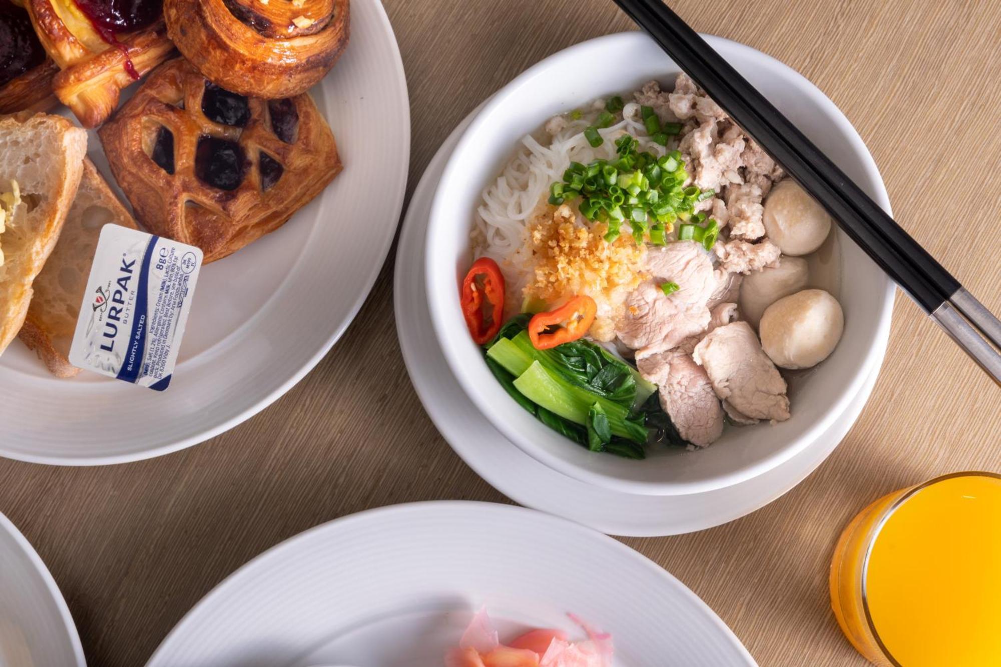 Carlton Sukhumvit 5*