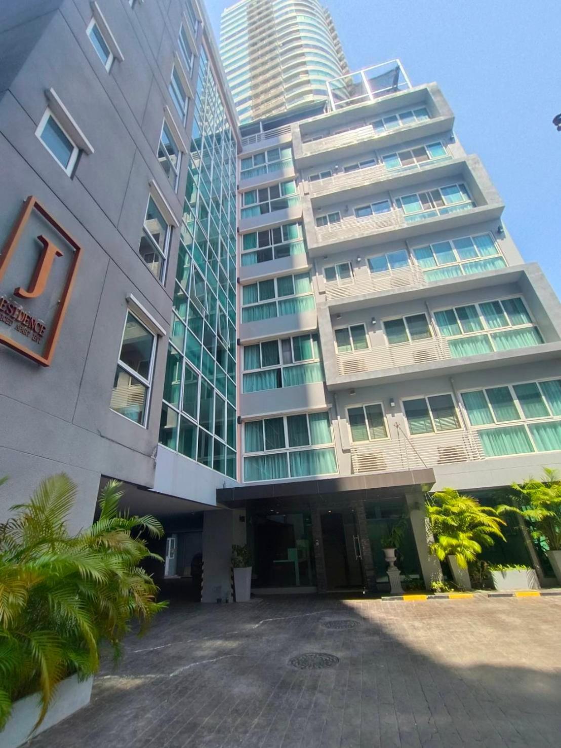 J Thonglor 8 * Bangkok