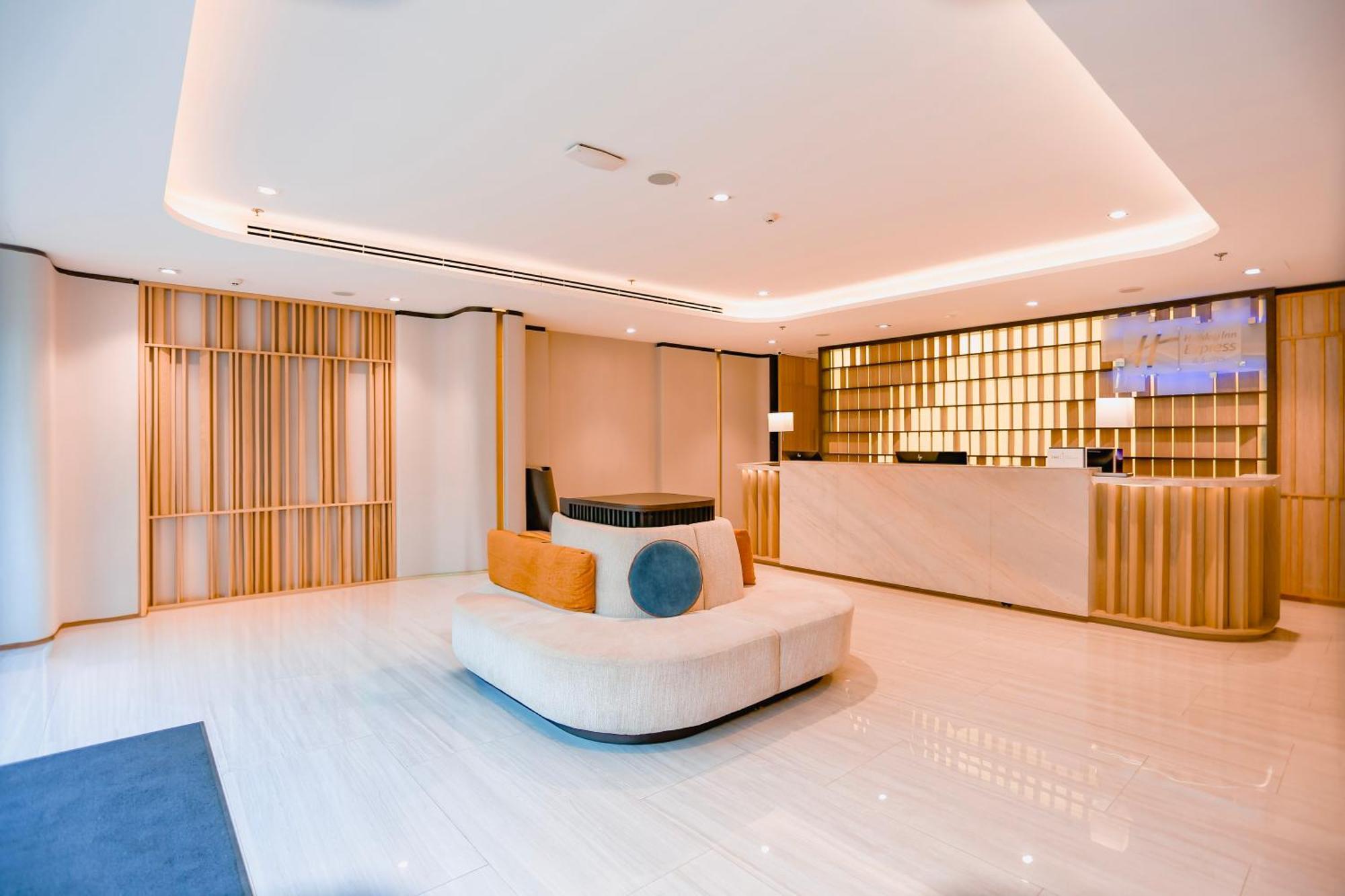 Express & Pier By Ihg 4*